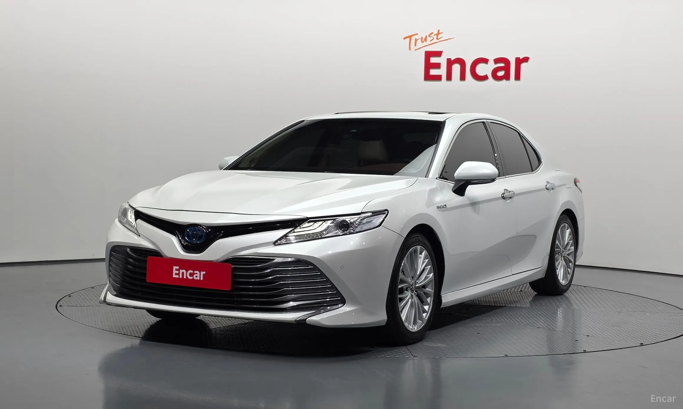 Camry (XV70)