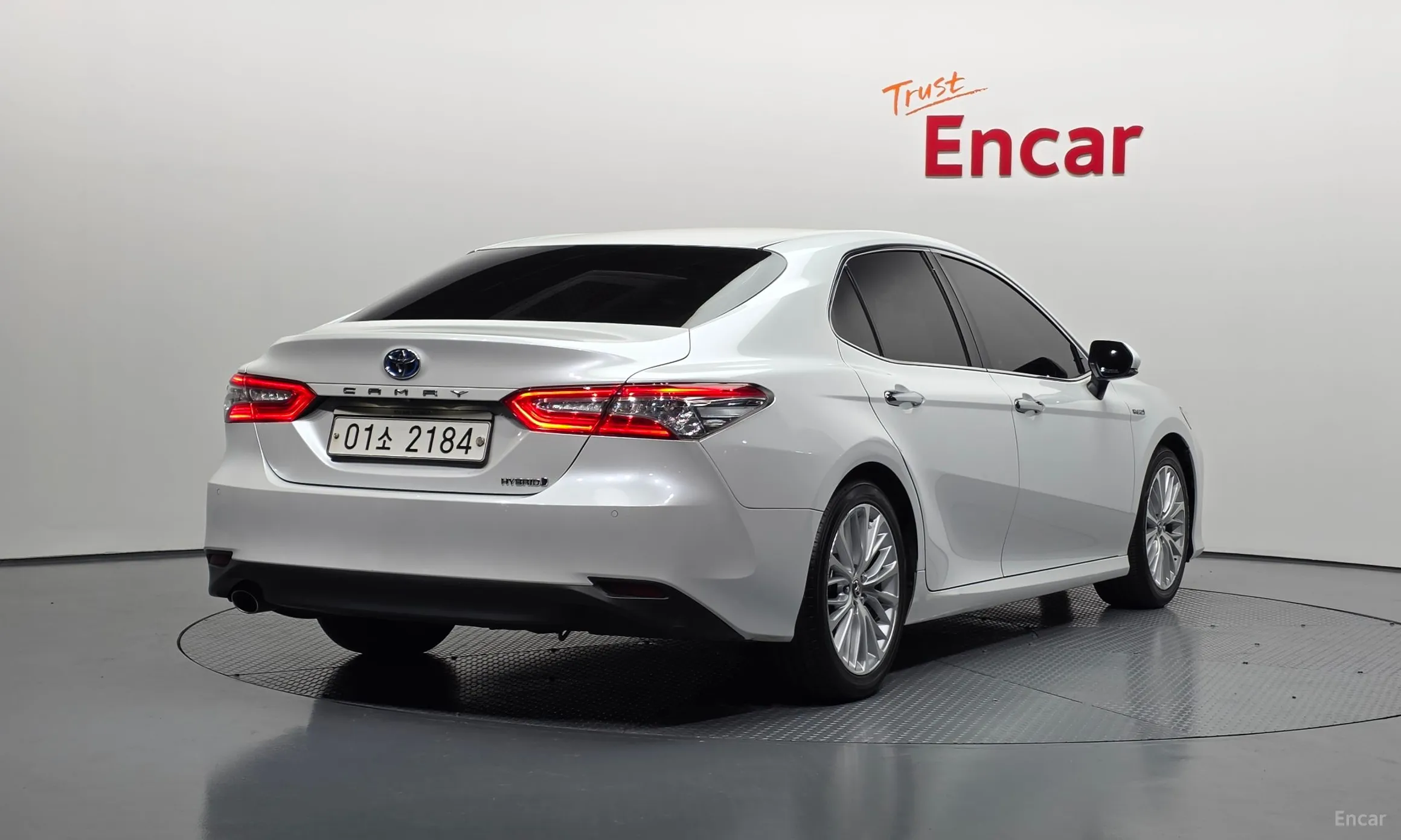 Toyota Camry (XV70)