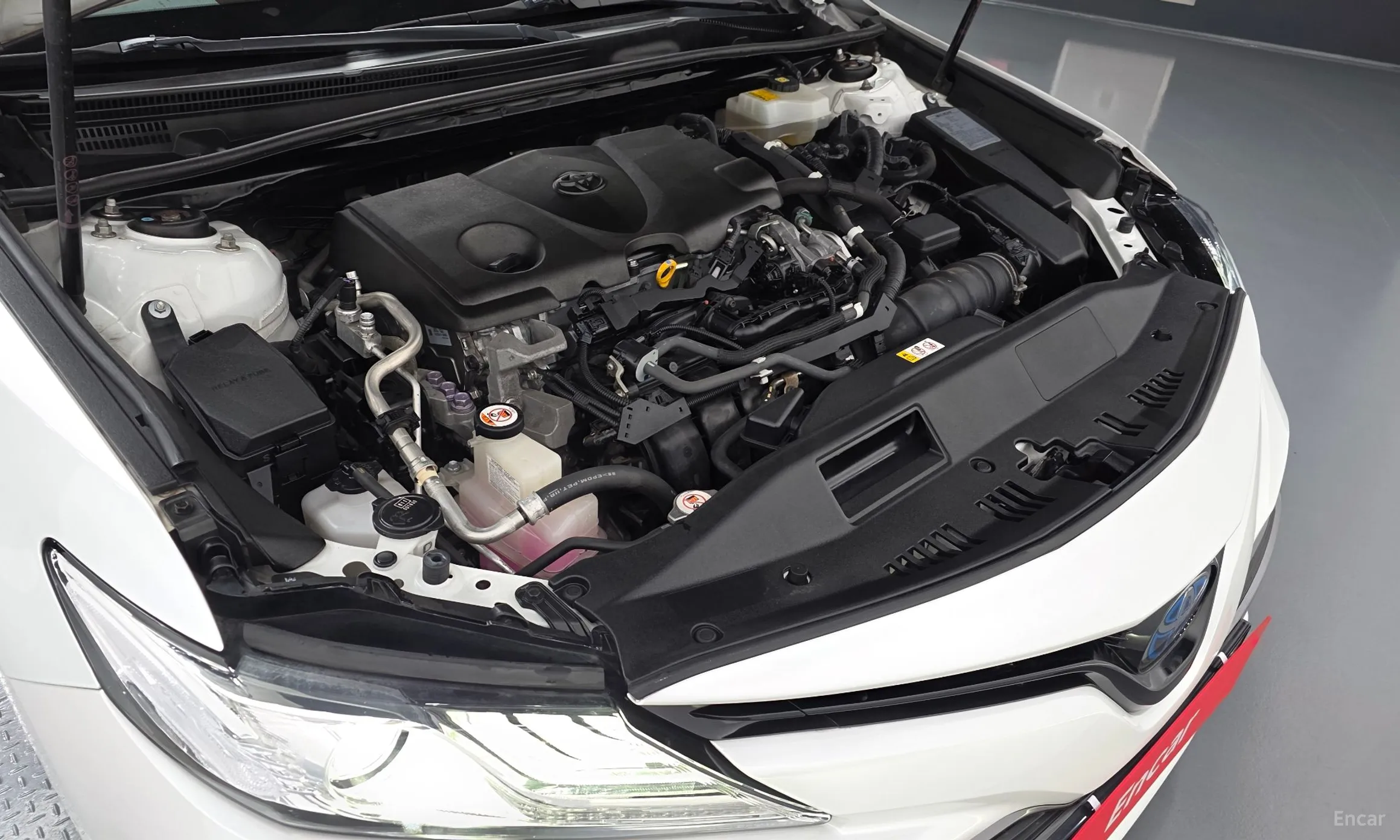 Toyota Camry (XV70) превью 6