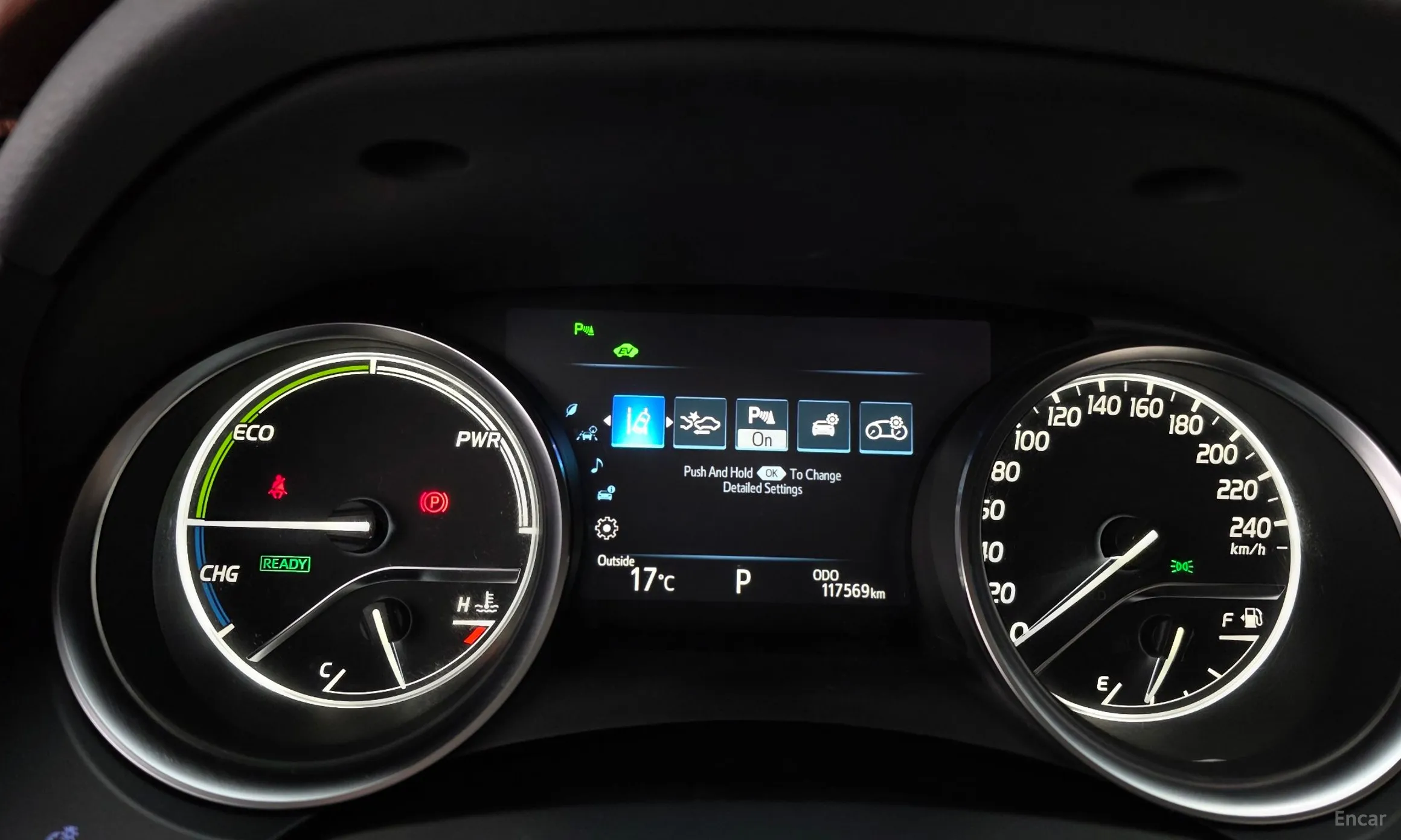 Toyota Camry (XV70) превью 8