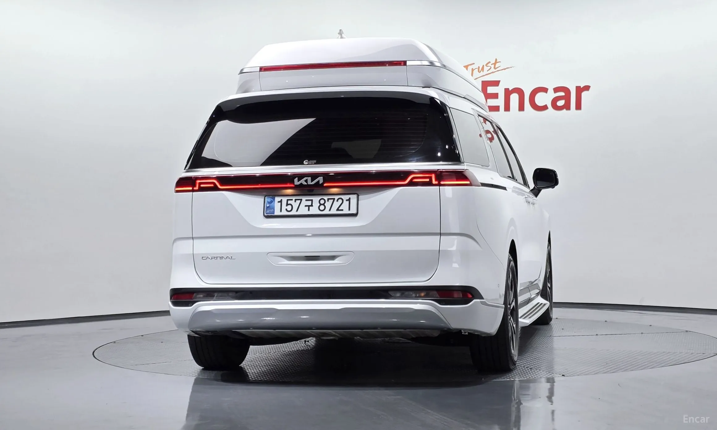 Kia Carnival Gen 4 превью 4