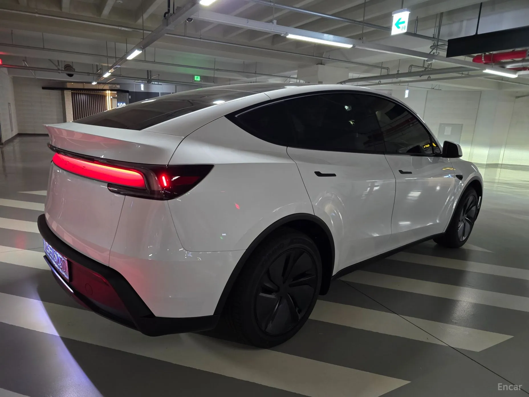Tesla Model Y превью 4