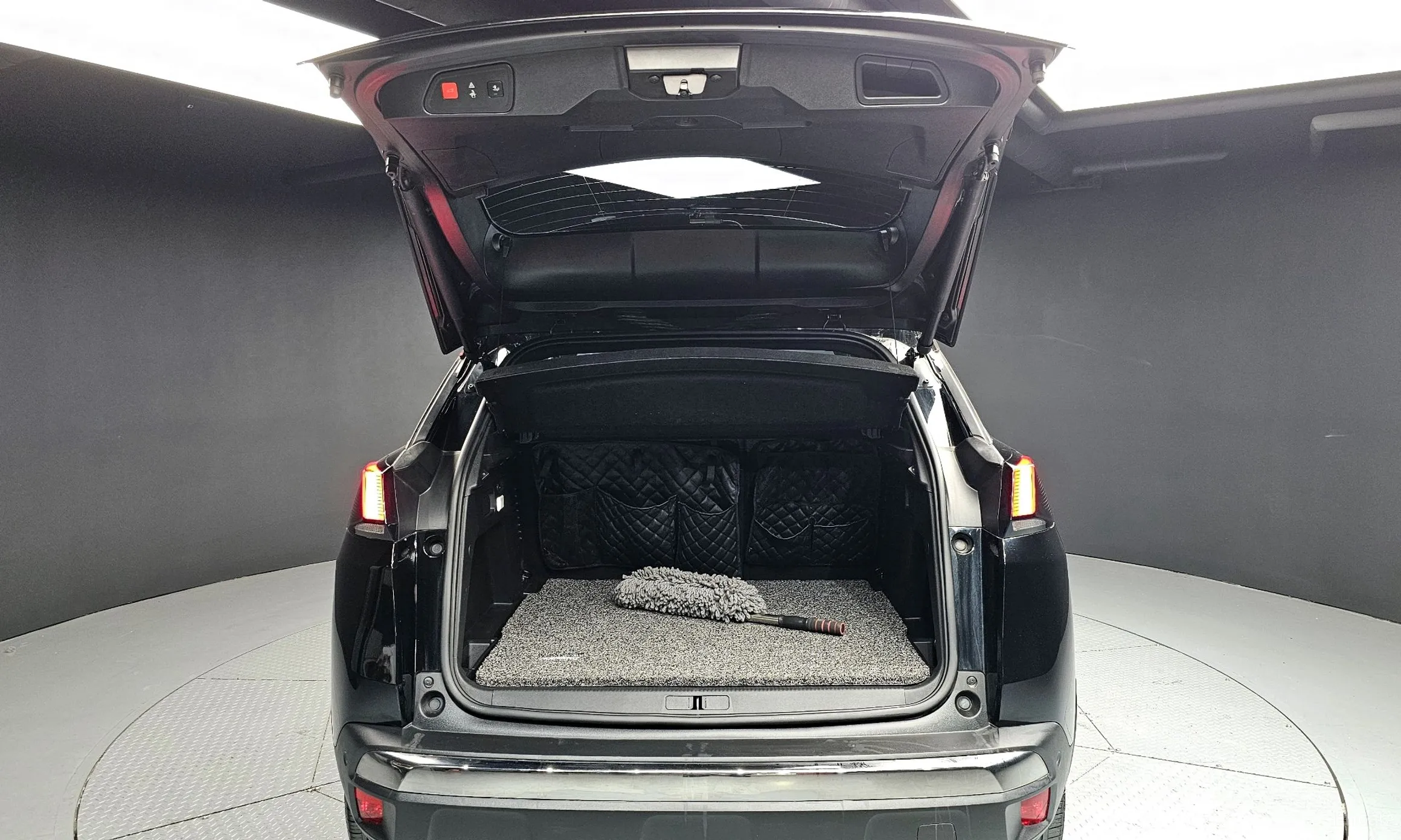 Peugeot 3008 2nd generation превью 20