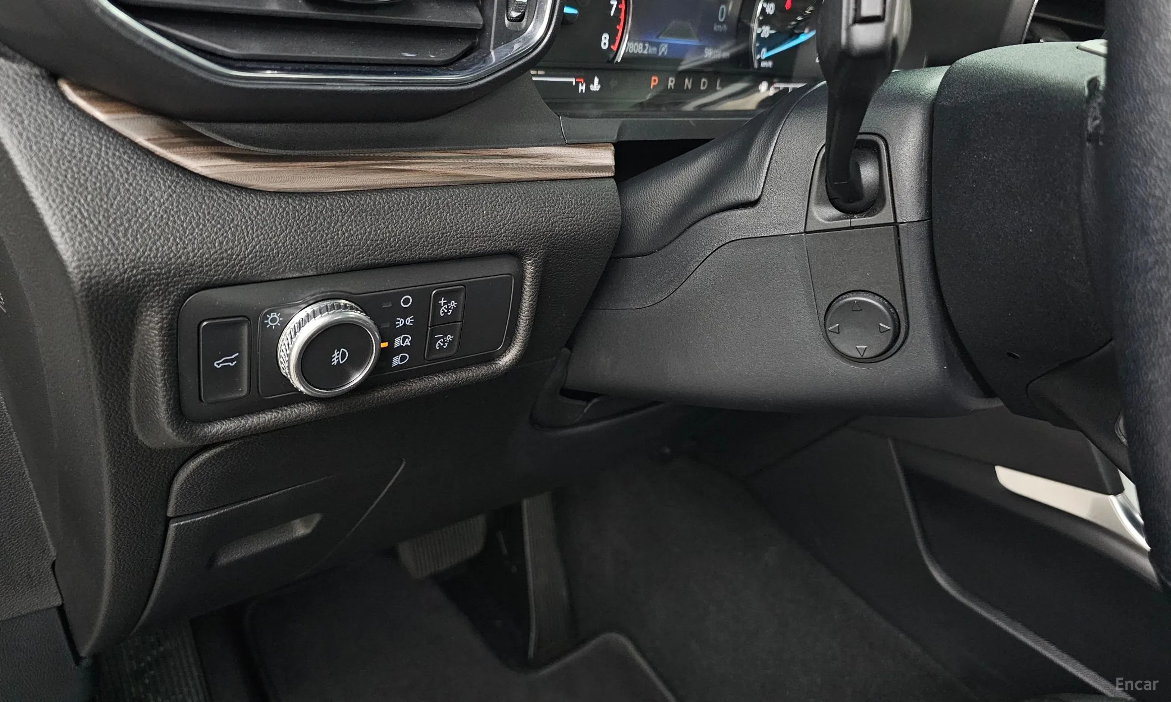 Ford Explorer 6th Generation превью 14