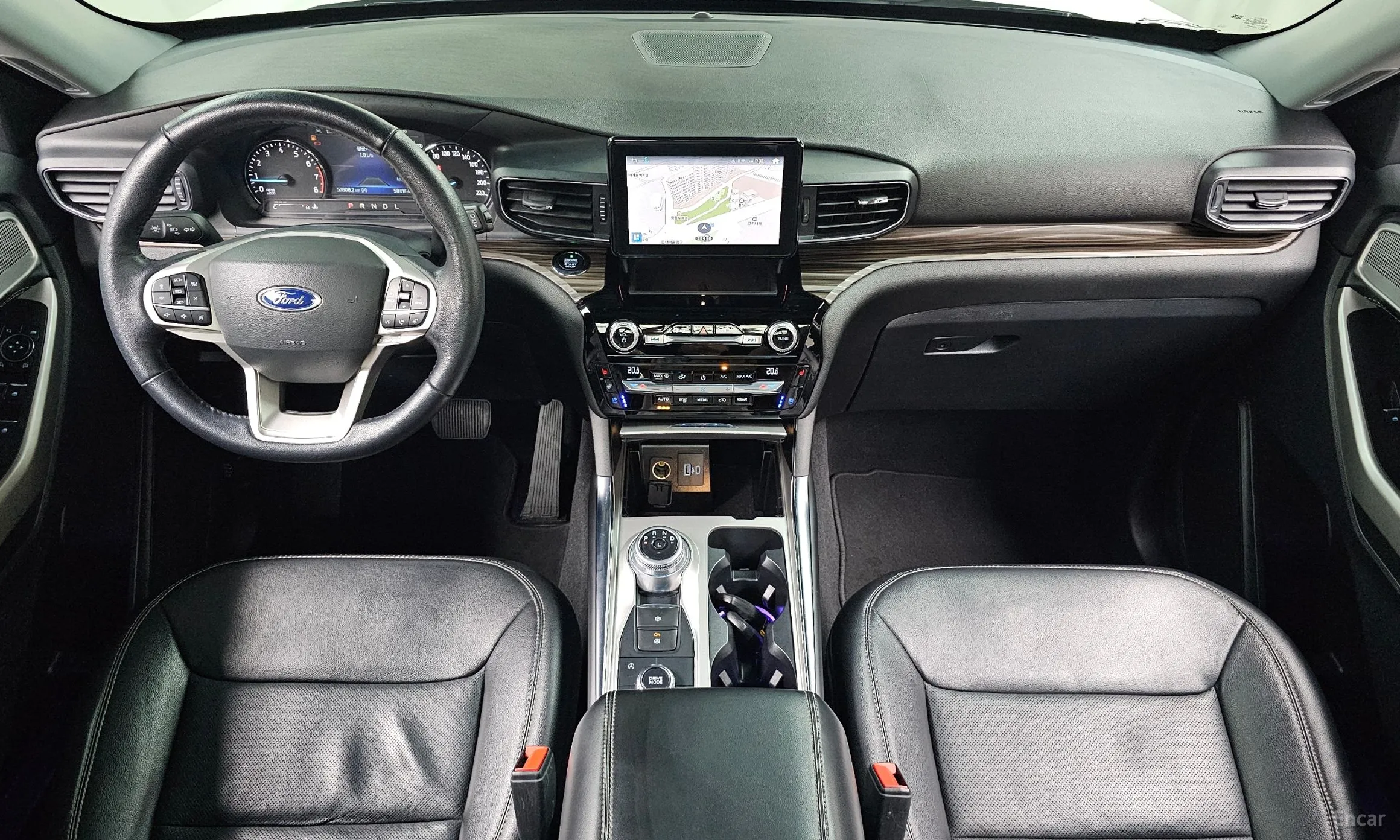 Ford Explorer 6th Generation превью 7