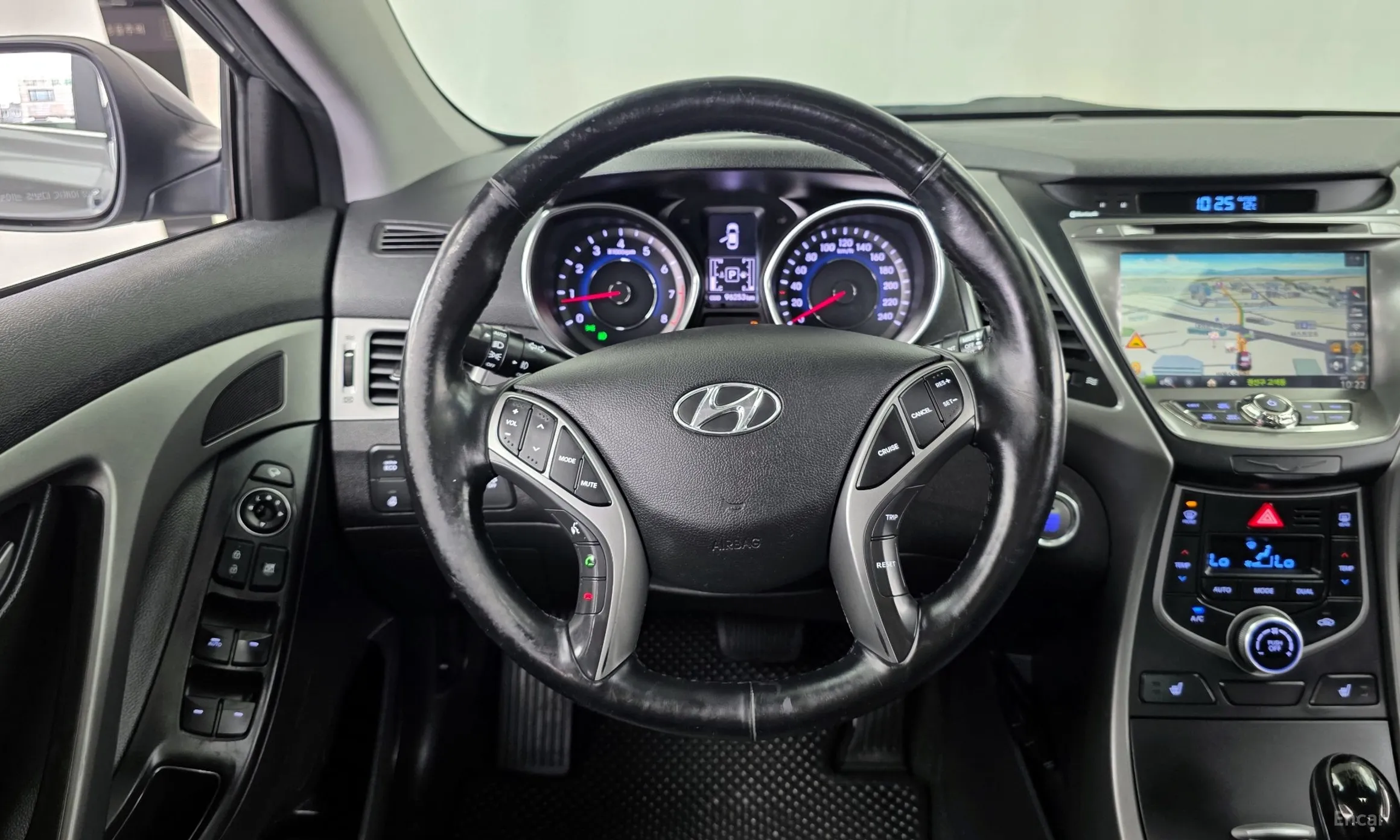 Hyundai Avante превью 13