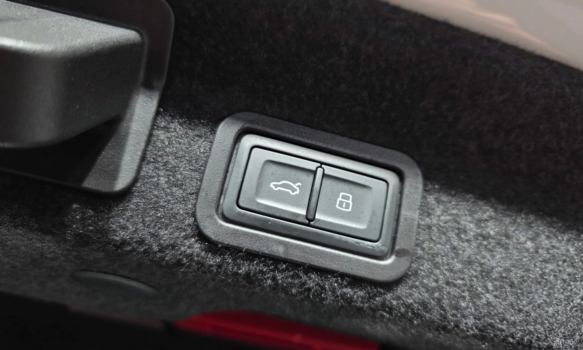Audi A6 (C8) превью 15