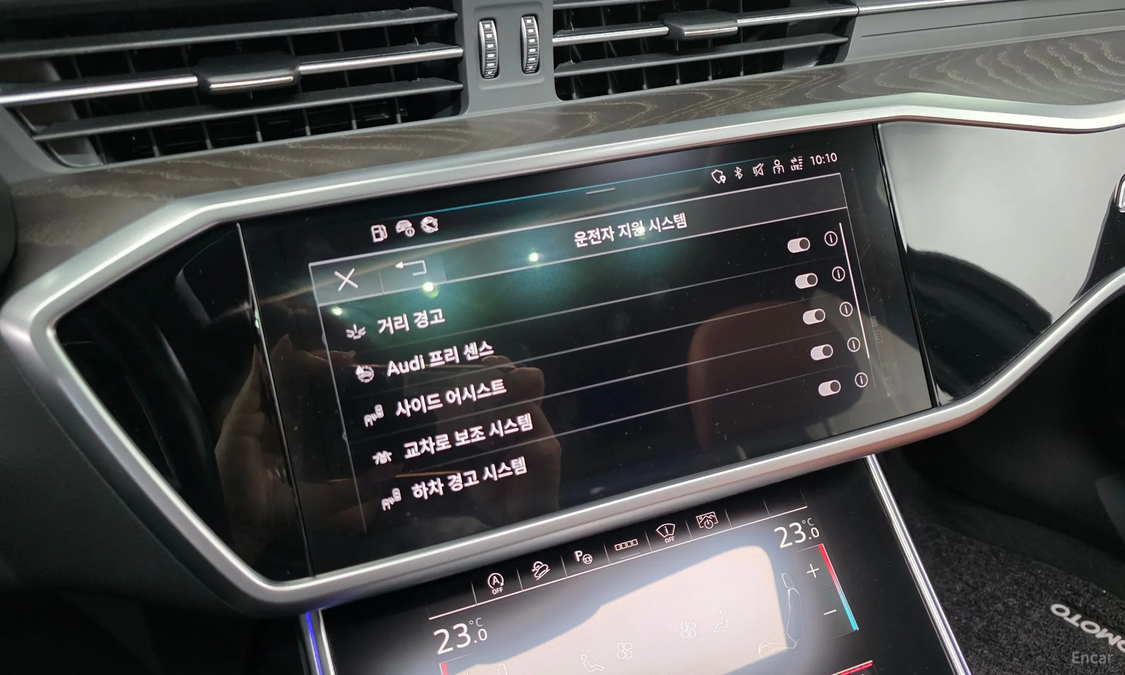 Audi A6 (C8) превью 17