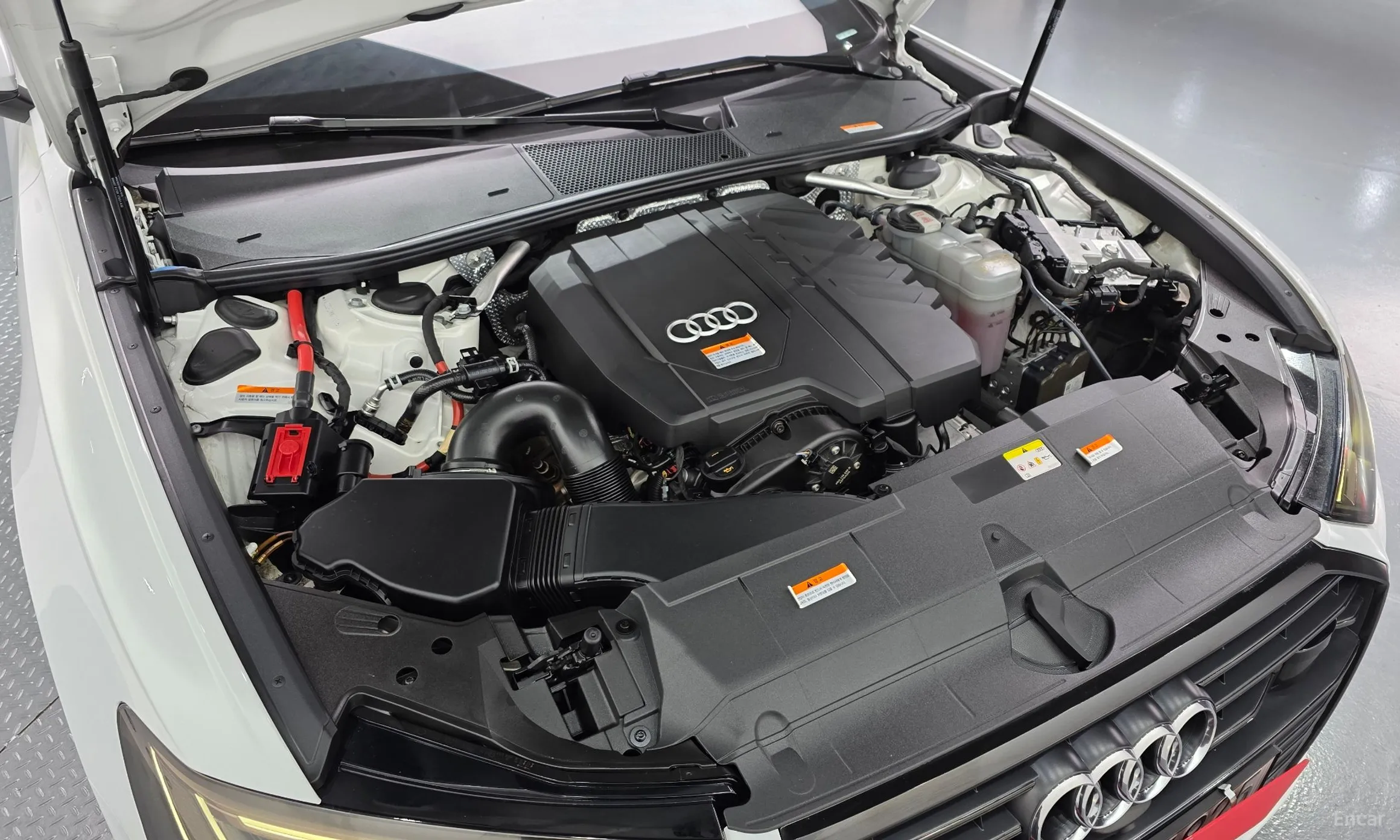 Audi A6 (C8) превью 6
