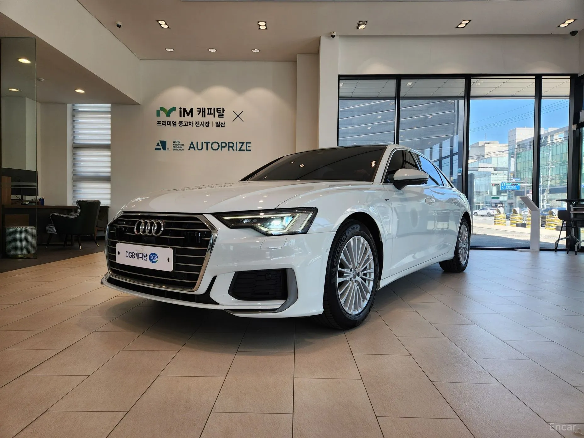 Audi A6 (C8)