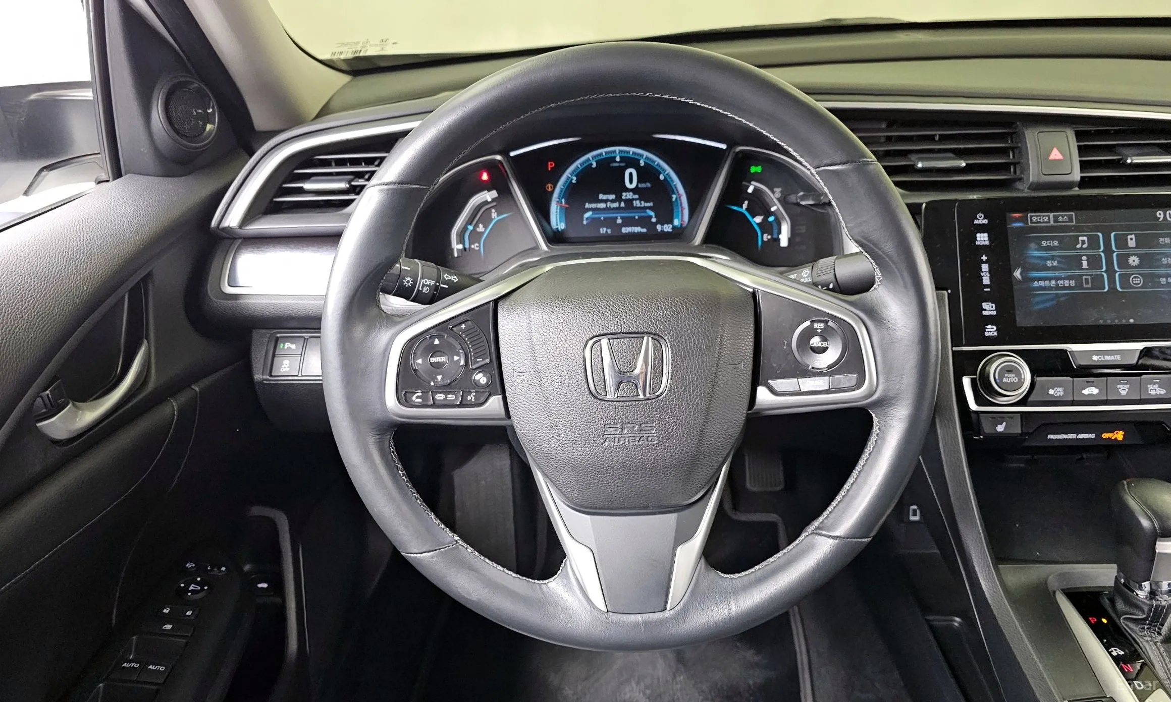 Honda Civic превью 13
