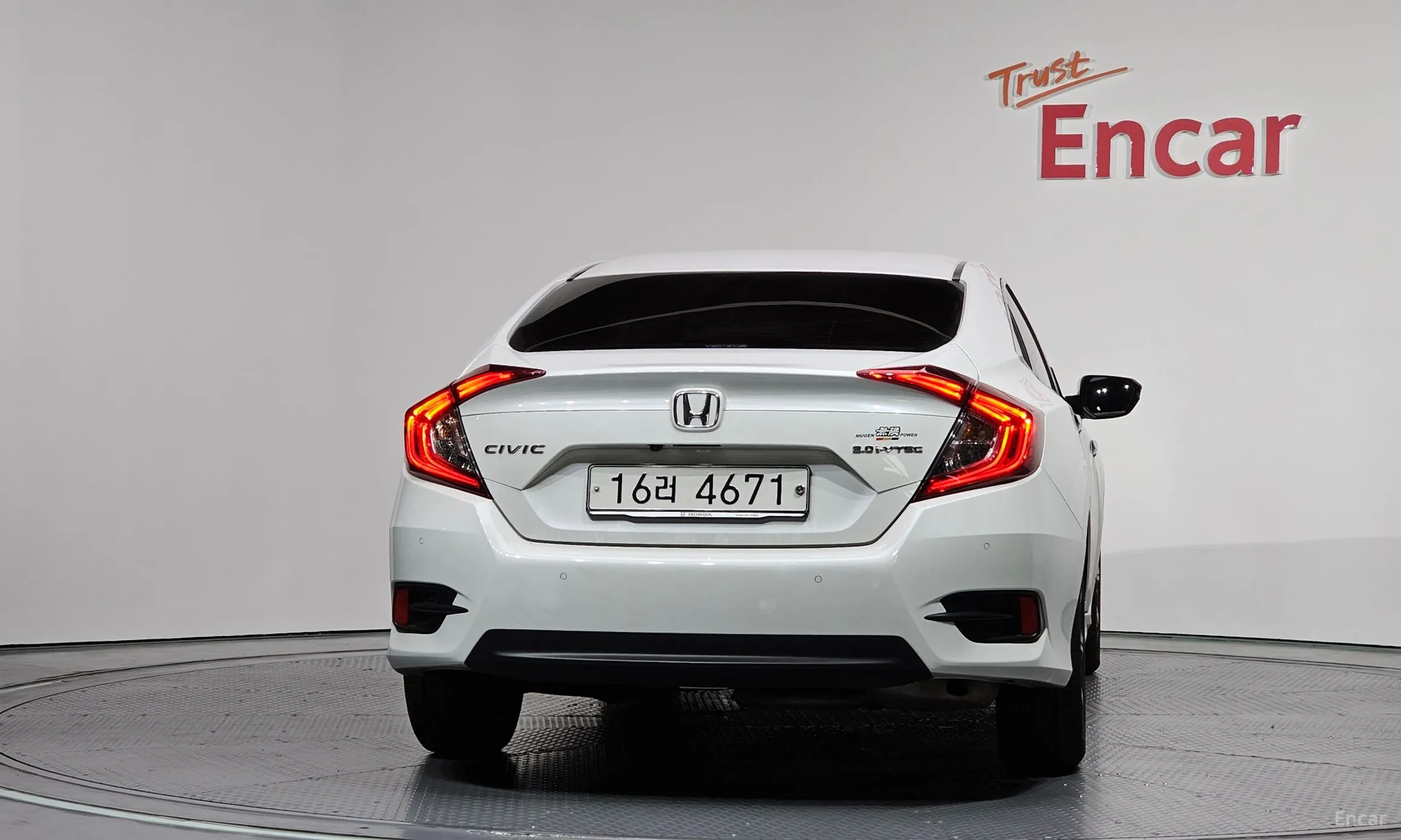 Honda Civic превью 4