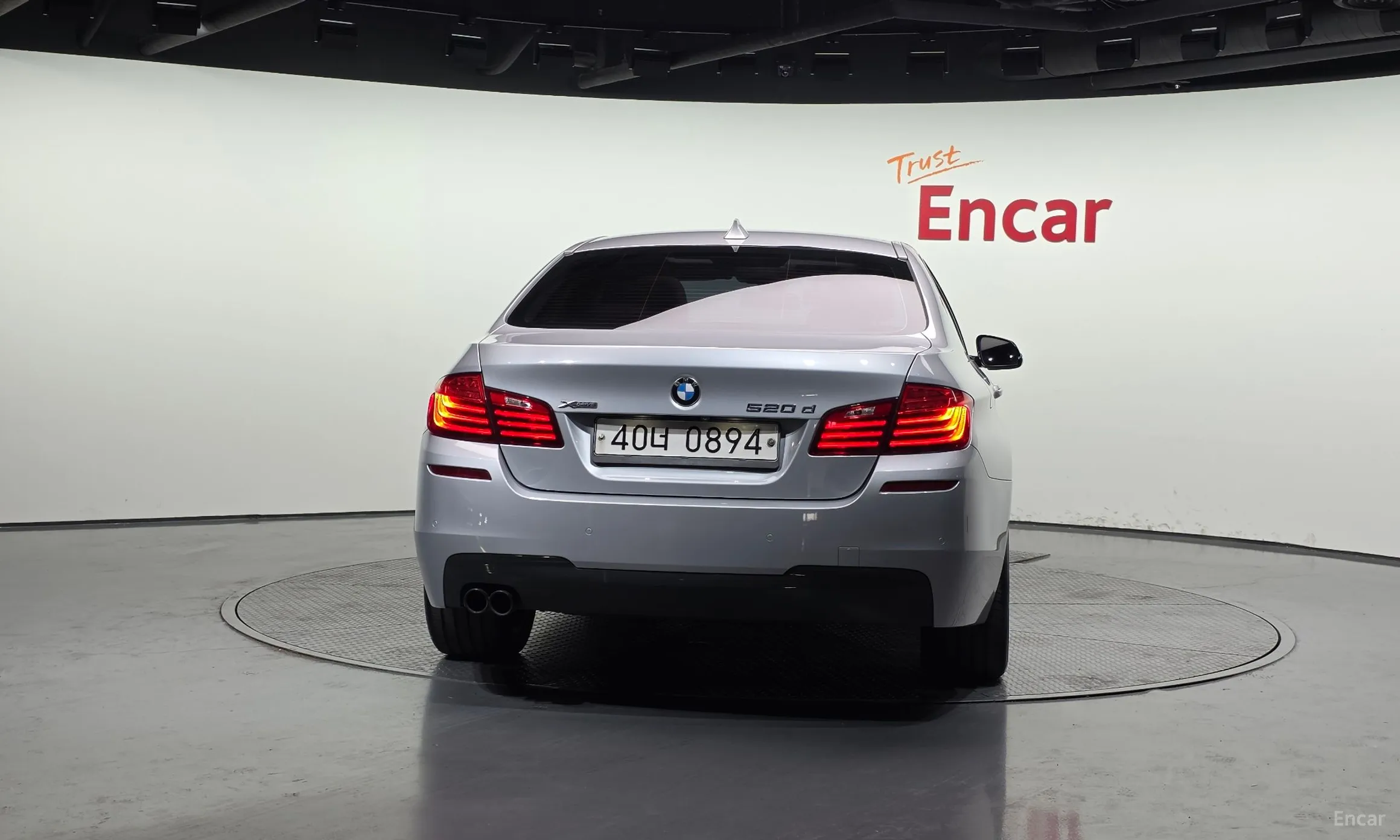BMW 5 Series (F10) превью 4