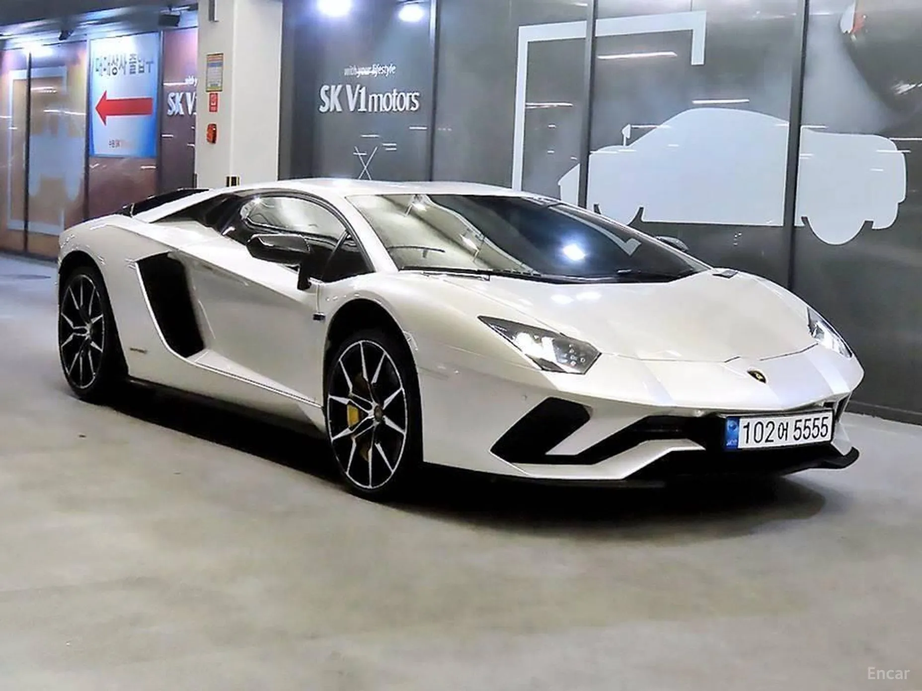 Lamborghini Aventador