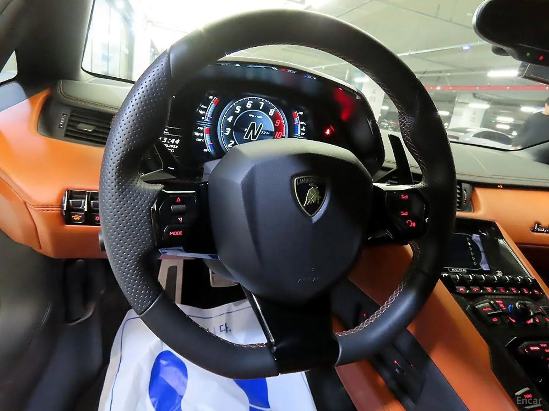 Lamborghini Aventador превью 7