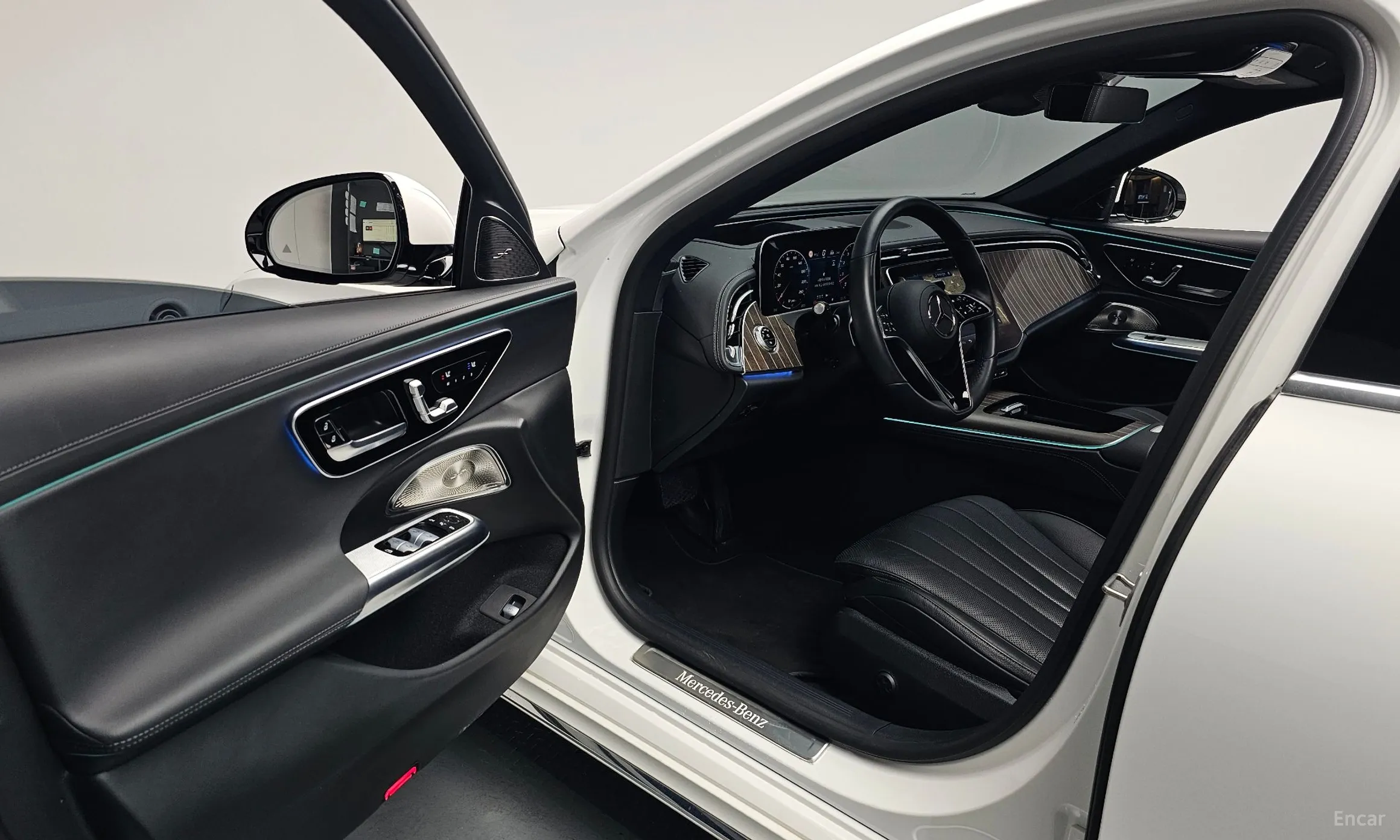 Mercedes Benz E-Class W214 превью 10