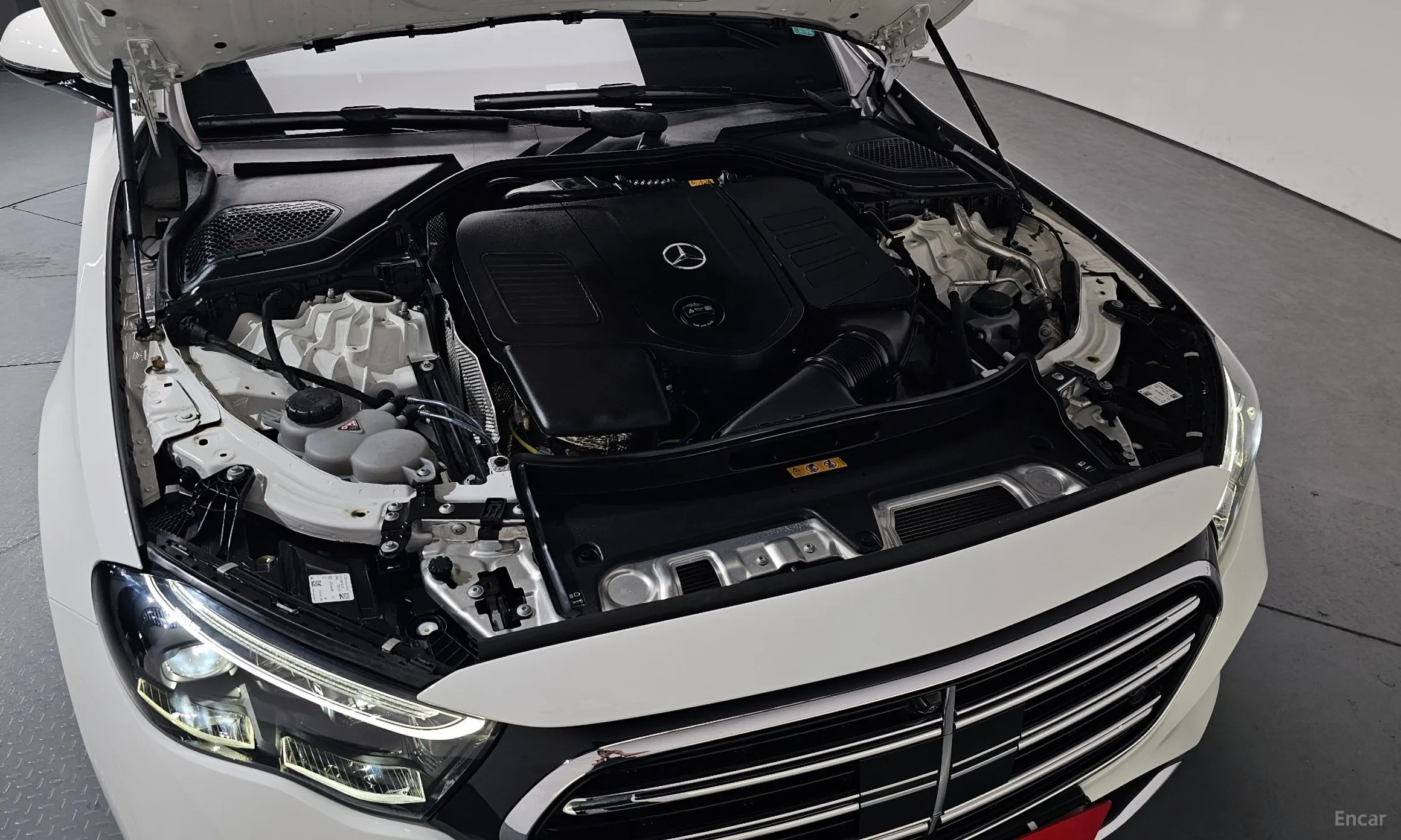 Mercedes Benz E-Class W214 превью 6