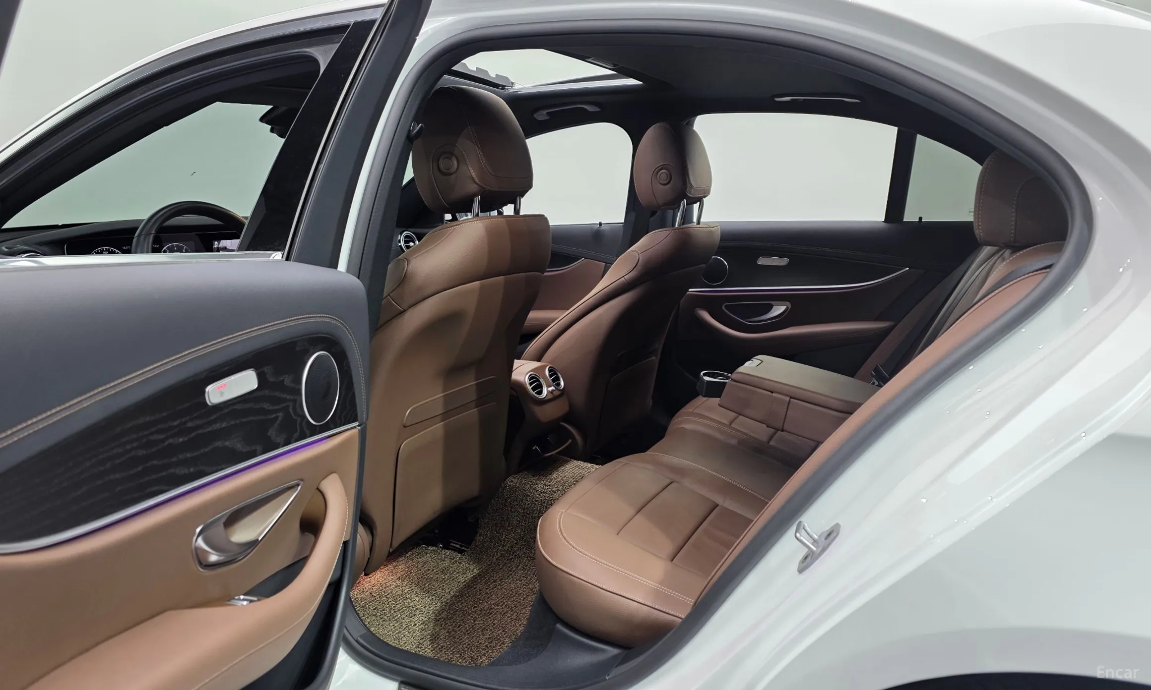 Mercedes Benz E-Class W213 превью 11