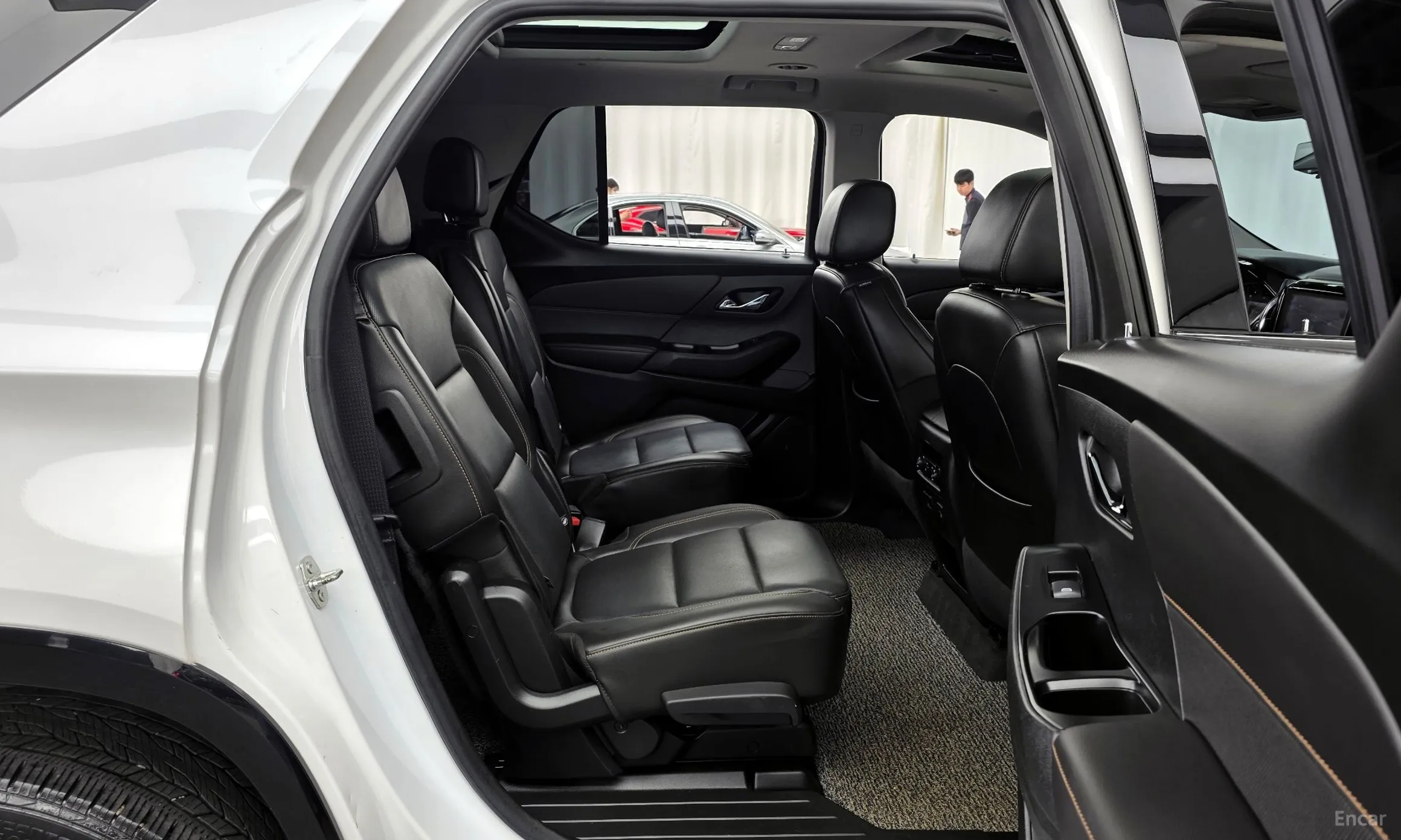 Chevrolet (GM Daewoo) Traverse превью 12