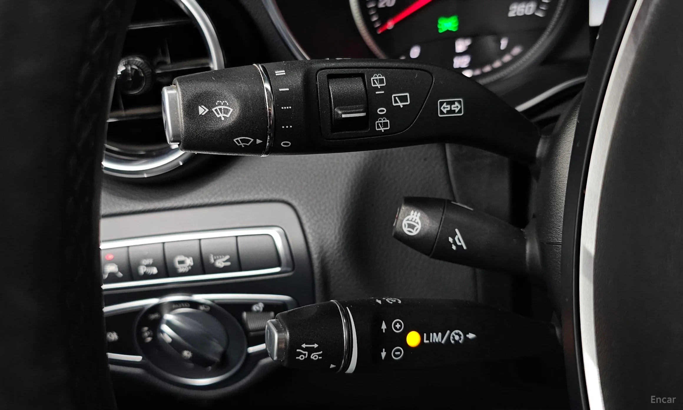 Mercedes Benz GLC-Class X253 превью 19