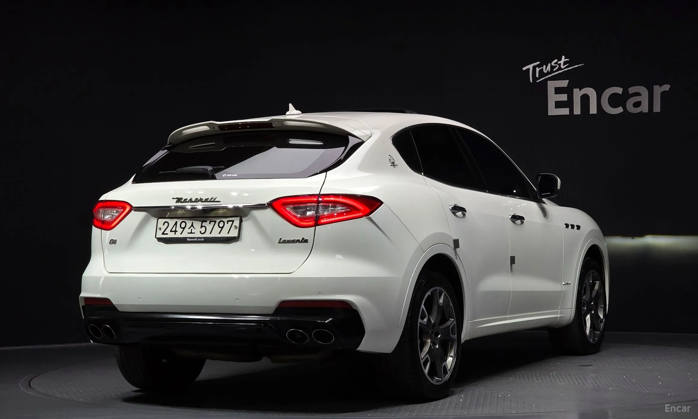 Maserati Levante превью 2