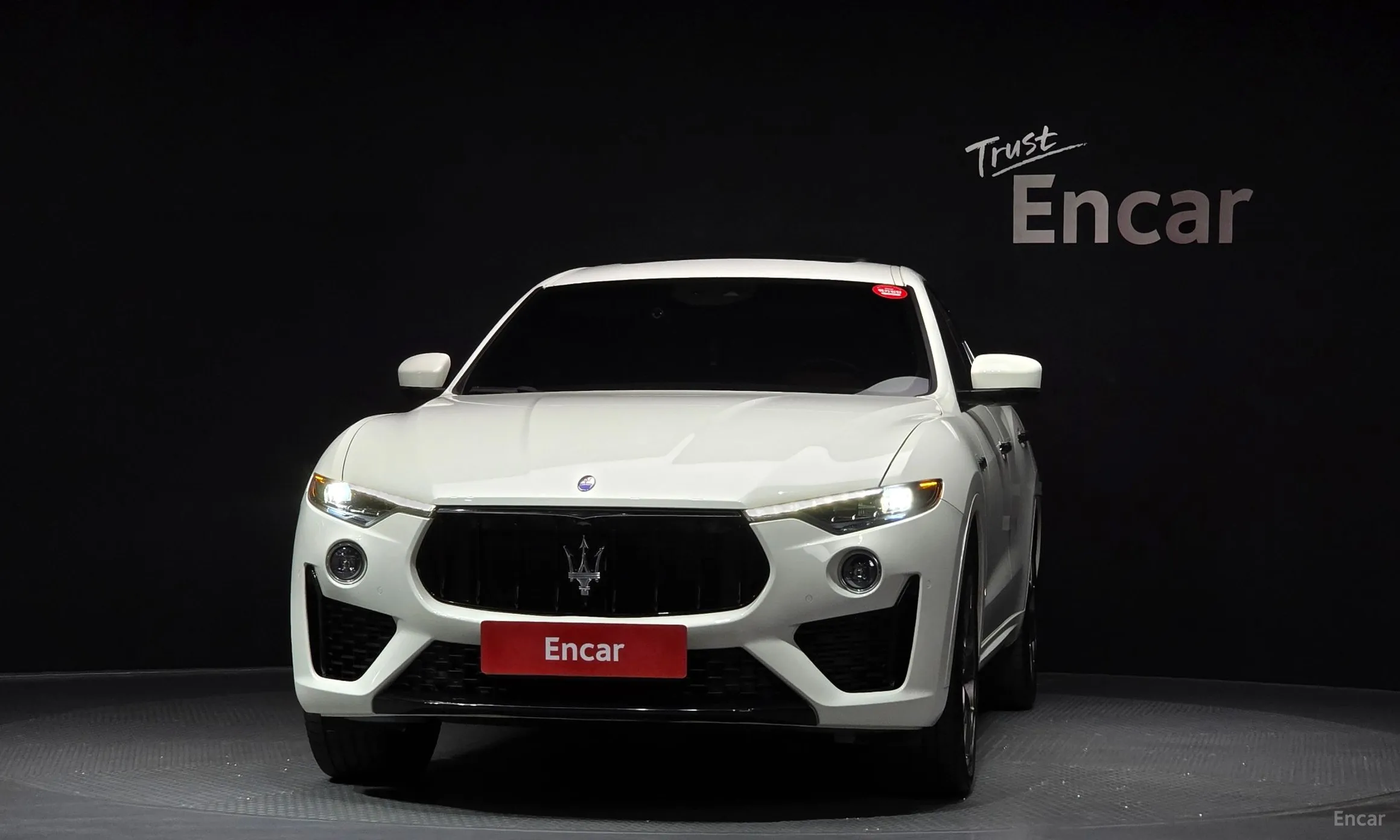 Maserati Levante превью 3