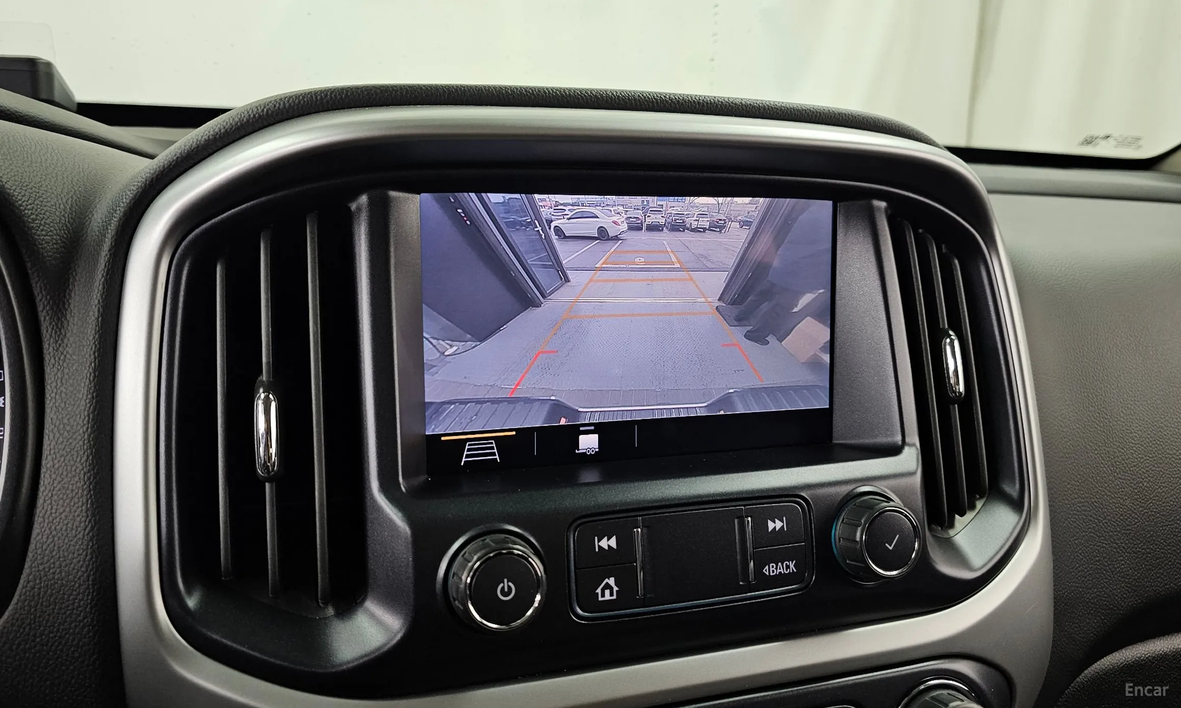 Chevrolet Colorado превью 15