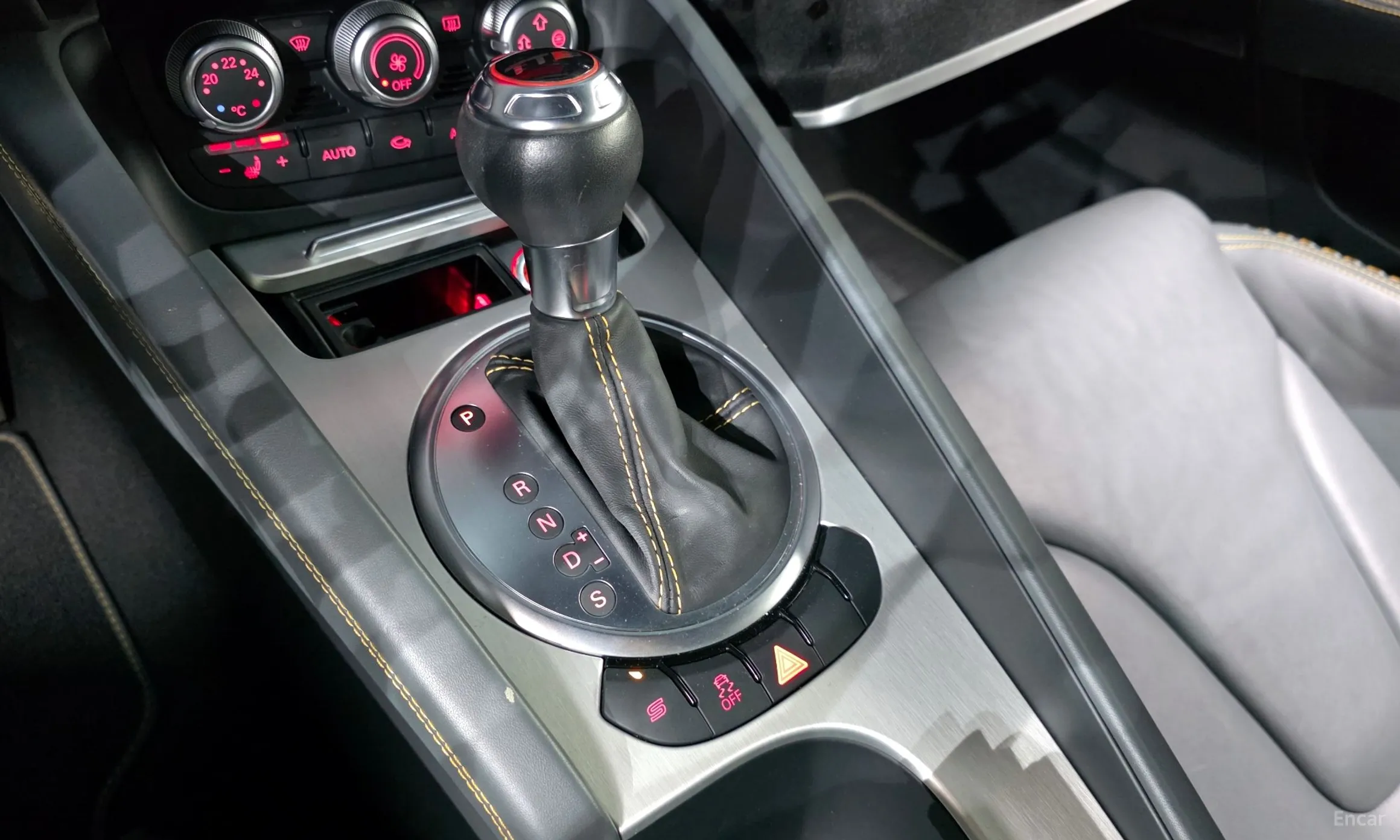 Audi TTS превью 9