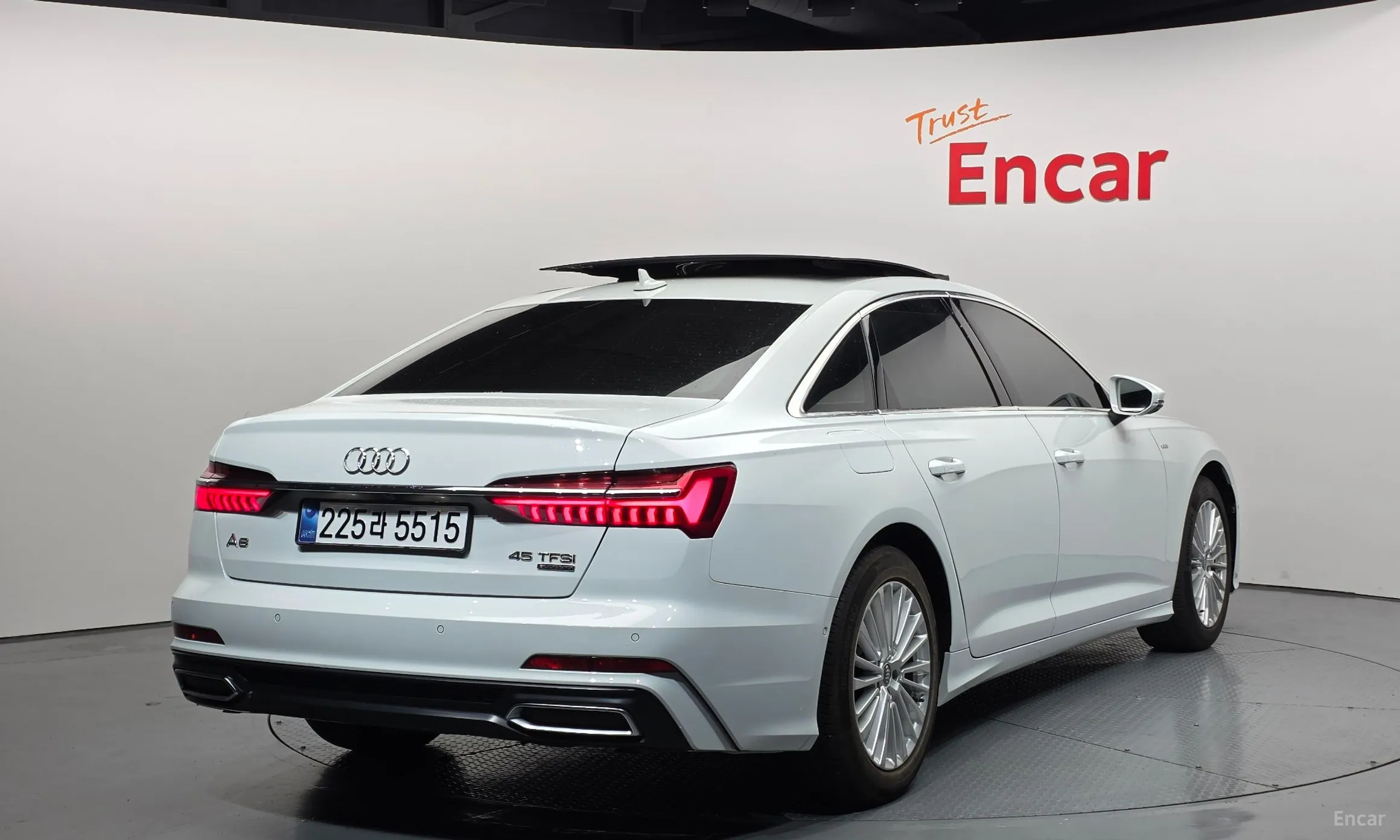 Audi A6 (C8)