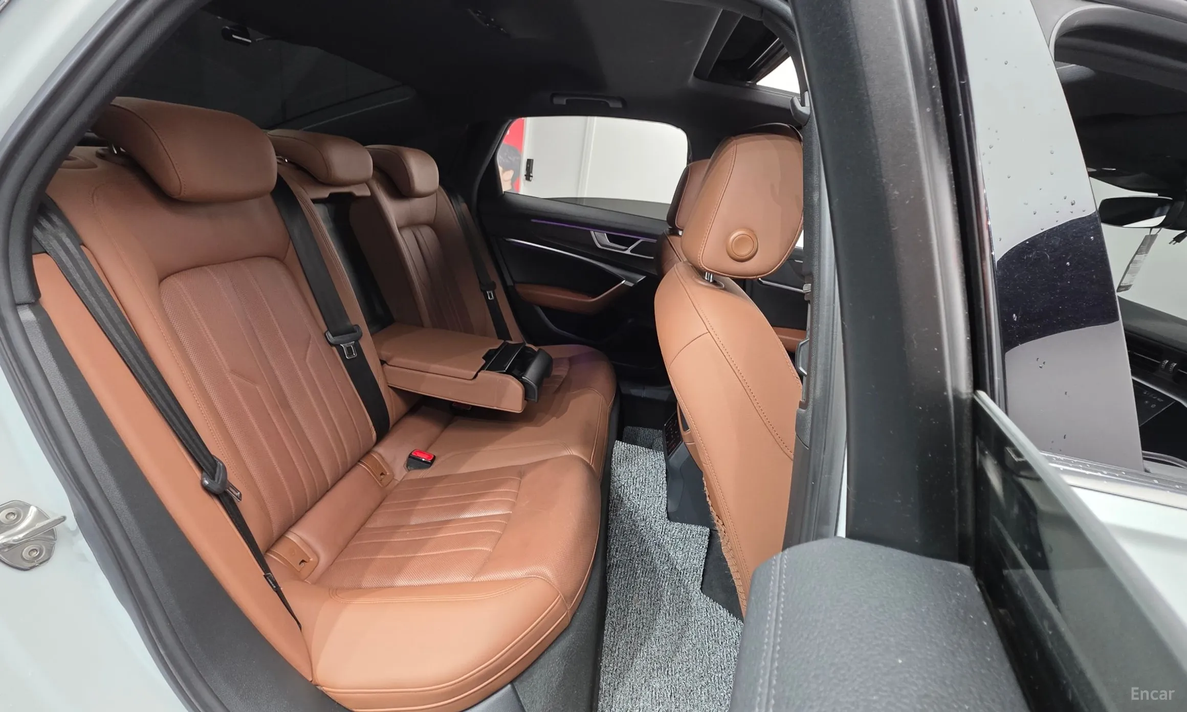 Audi A6 (C8) превью 18
