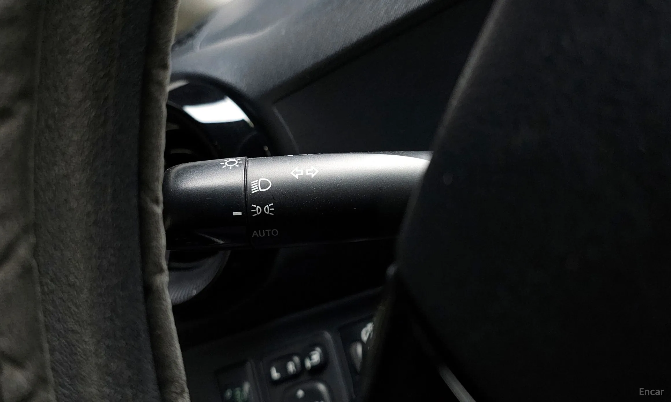 Toyota Prius C превью 15