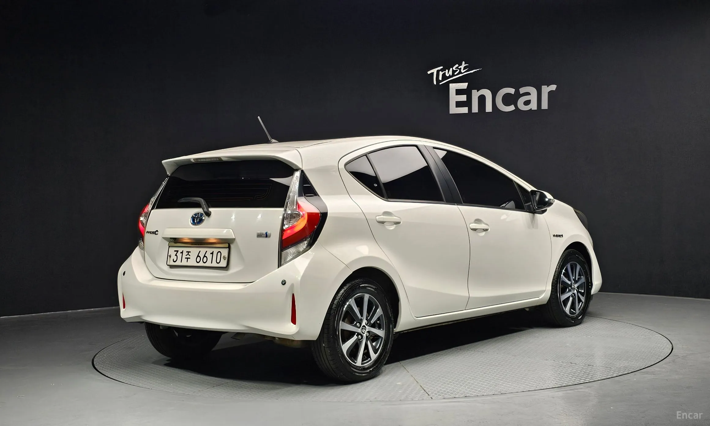 Toyota Prius C