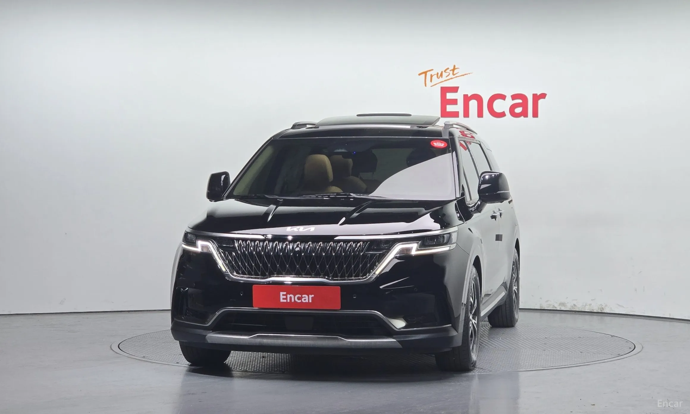 Kia Carnival Gen 4 превью 3