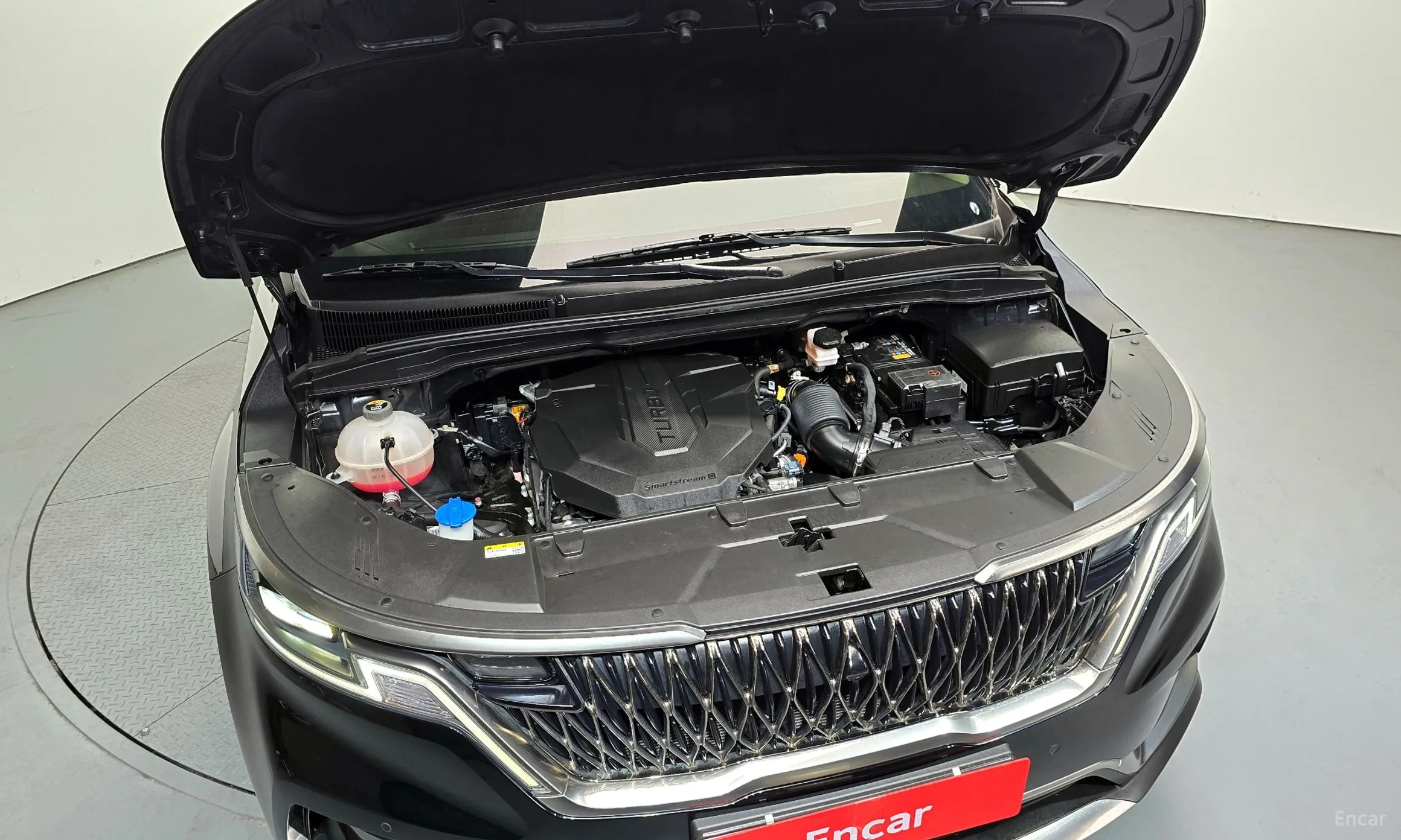 Kia Carnival Gen 4 превью 6