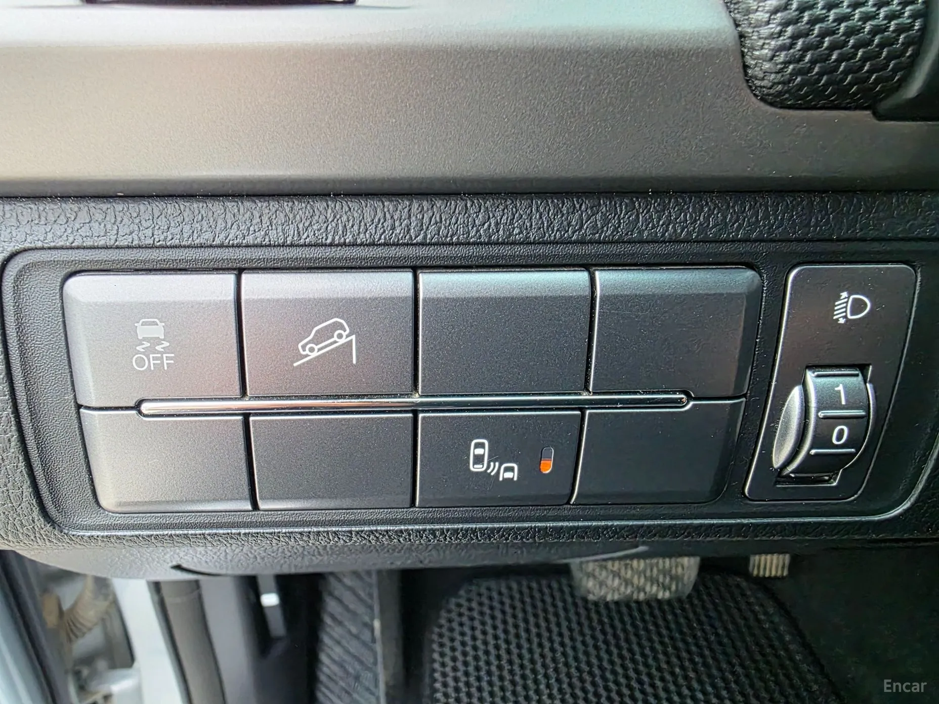 KG Mobility (SsangYong) Rexton Sports превью 11