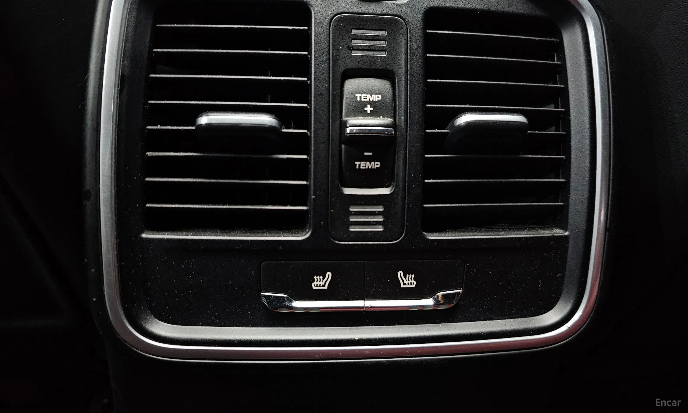 Porsche Macan превью 17