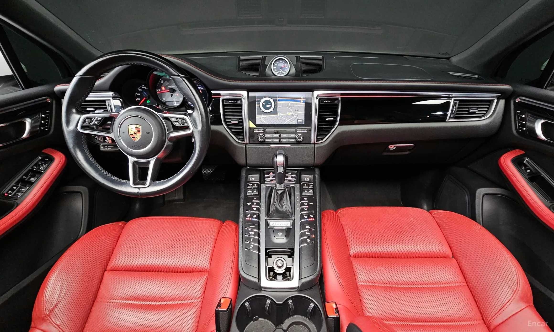 Porsche Macan превью 7