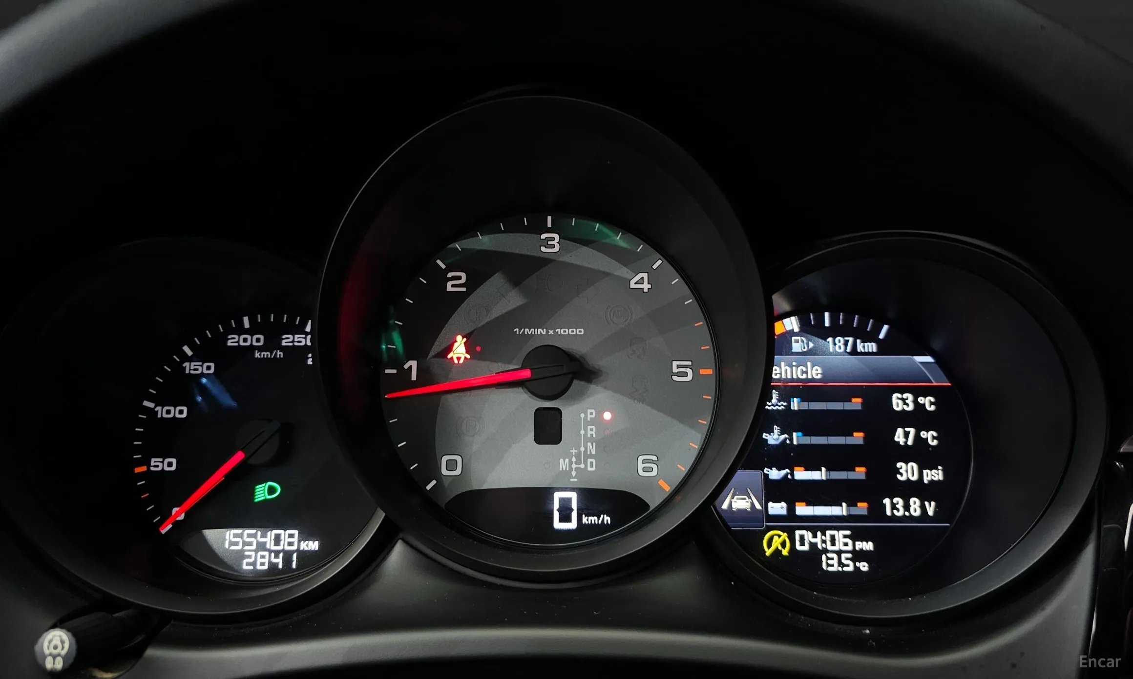 Porsche Macan превью 8