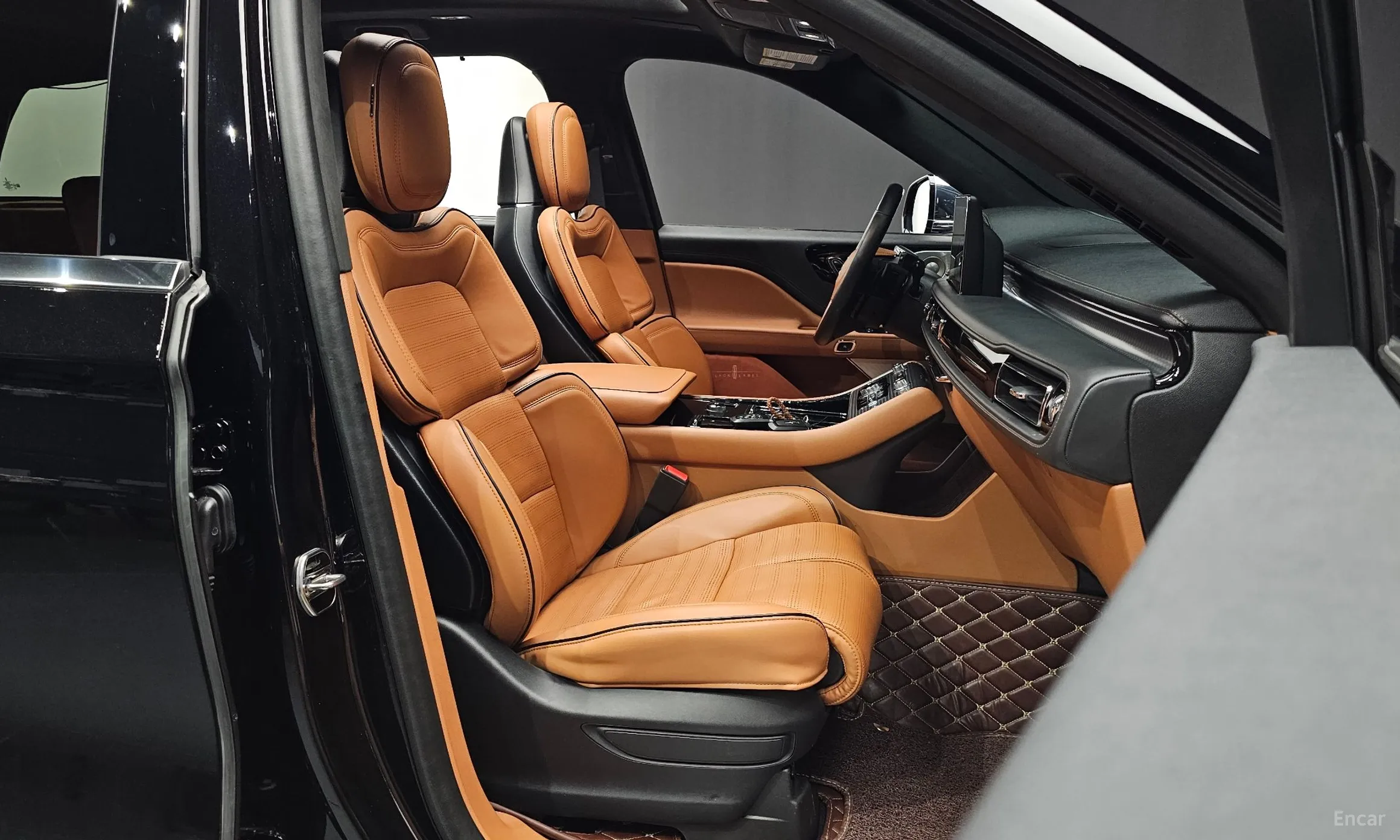 Lincoln Aviator 2nd Generation превью 10