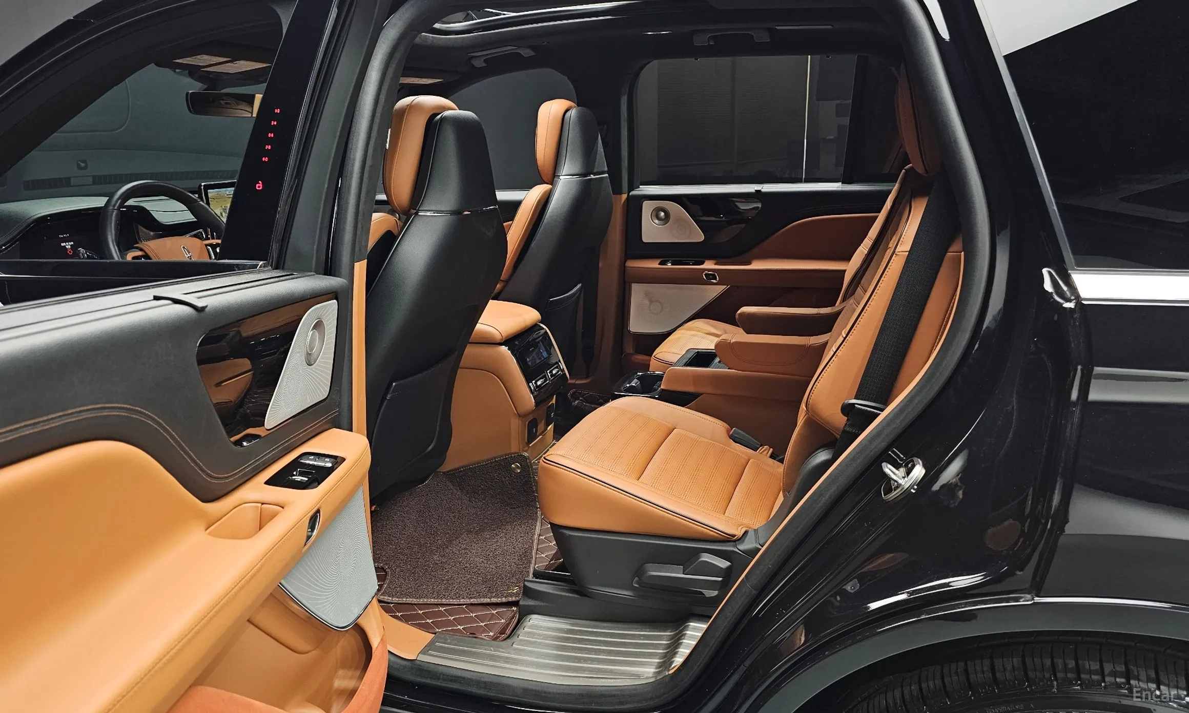 Lincoln Aviator 2nd Generation превью 12
