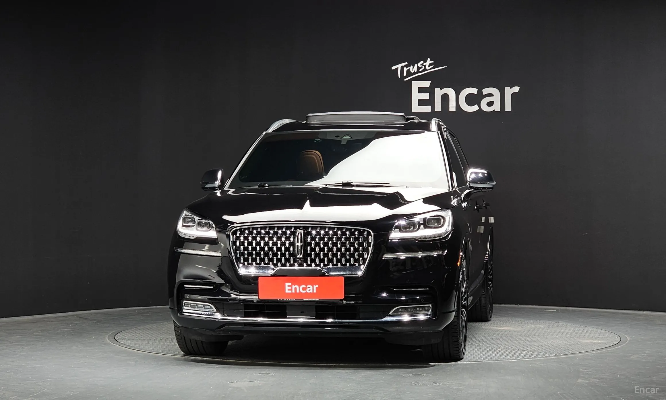 Lincoln Aviator 2nd Generation превью 3
