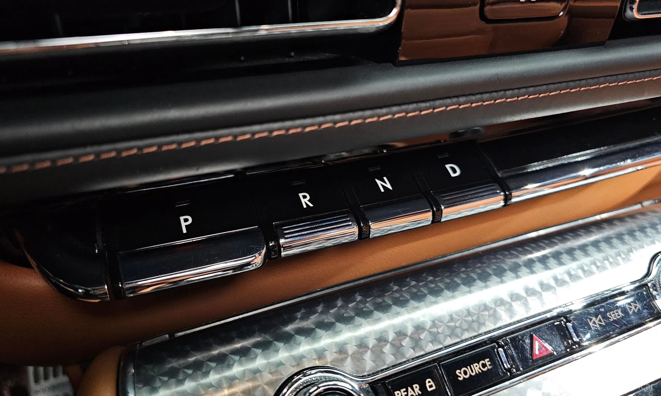 Lincoln Aviator 2nd Generation превью 9