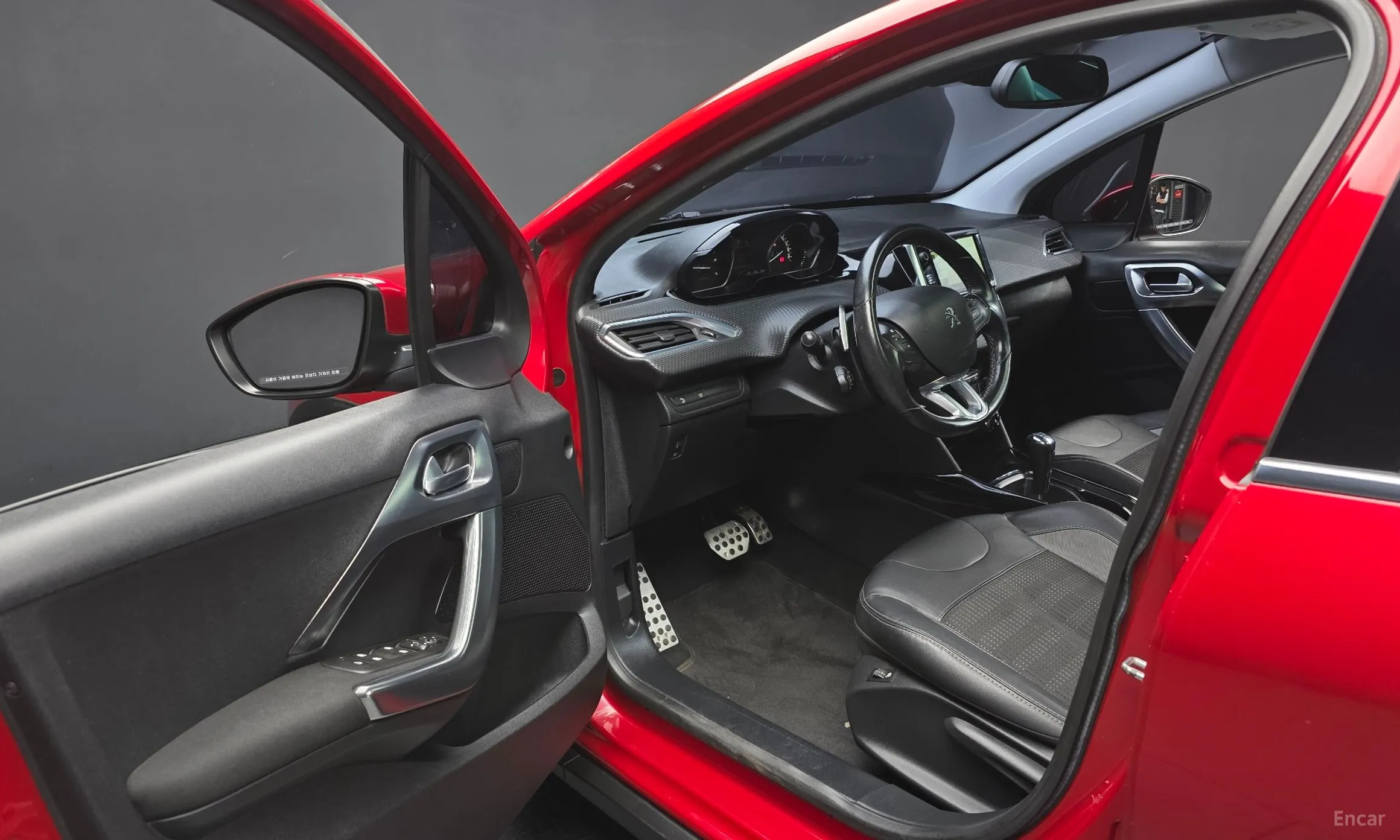 Peugeot 2008. превью 10