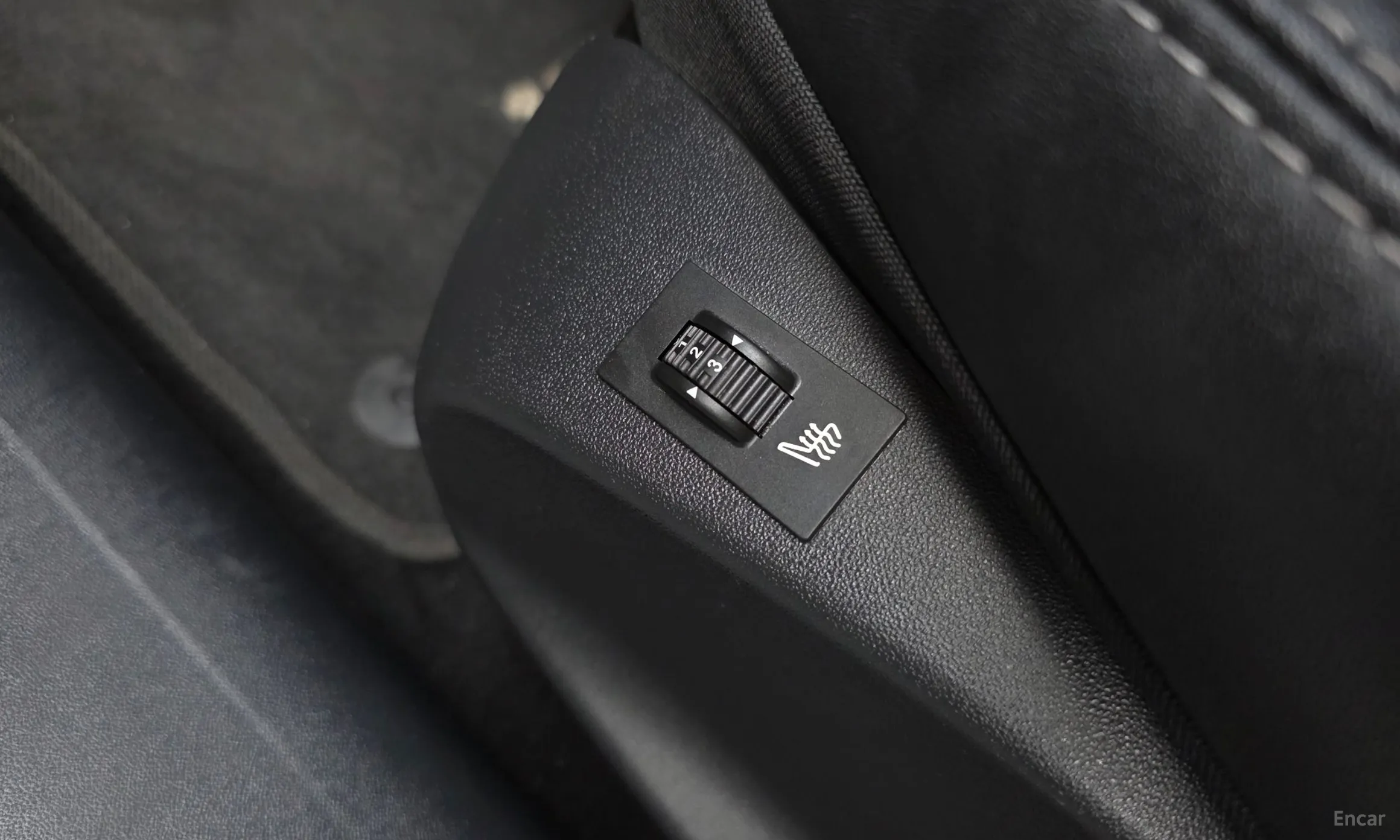 Peugeot 2008. превью 14