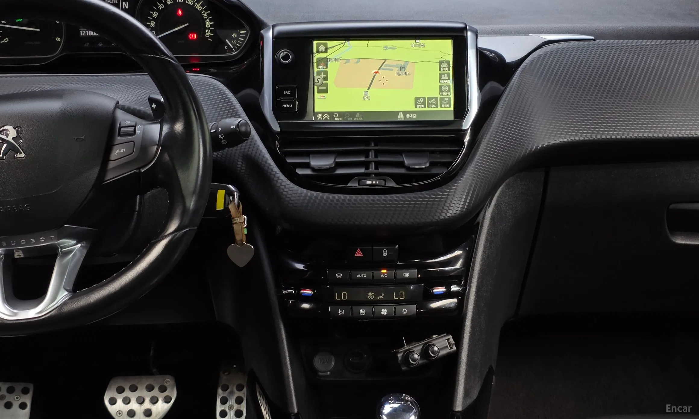 Peugeot 2008. превью 17