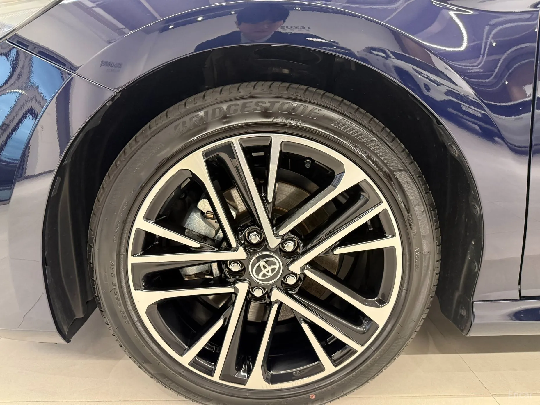 Toyota Camry (XV80) превью 5