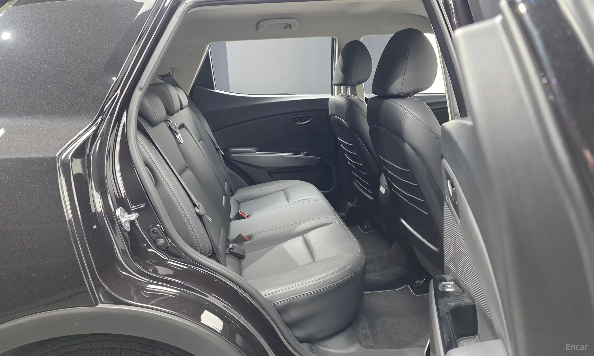 KG Mobility (SsangYong) Berry New Tivoli превью 11