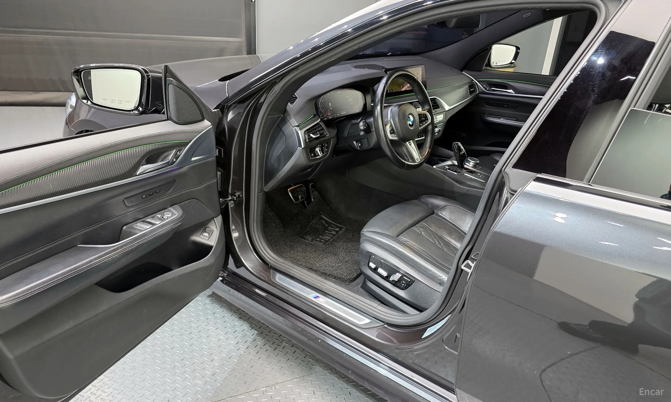 BMW 6-Series GT (G32) превью 10