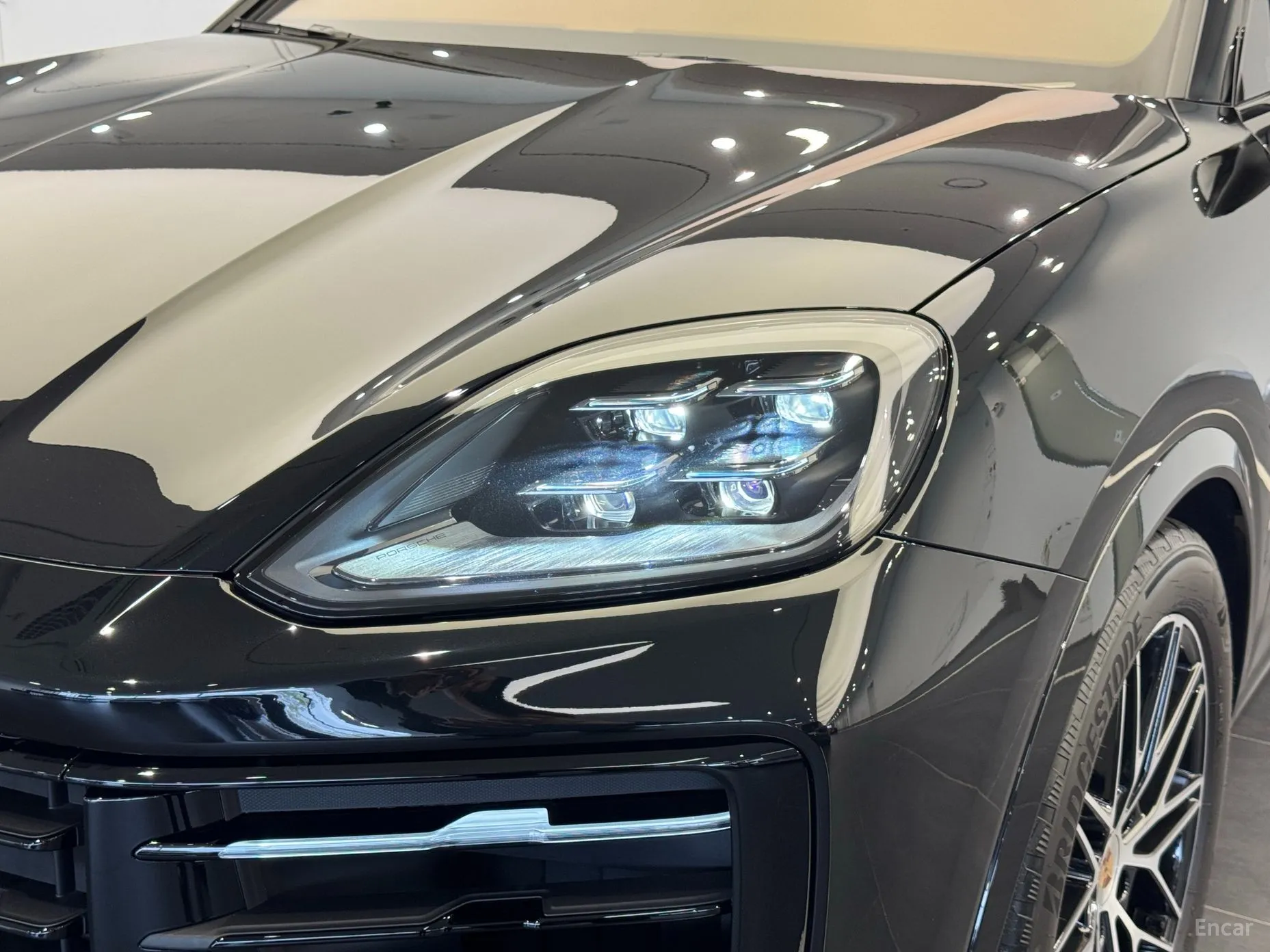 Porsche Cayenne (PO536) превью 6