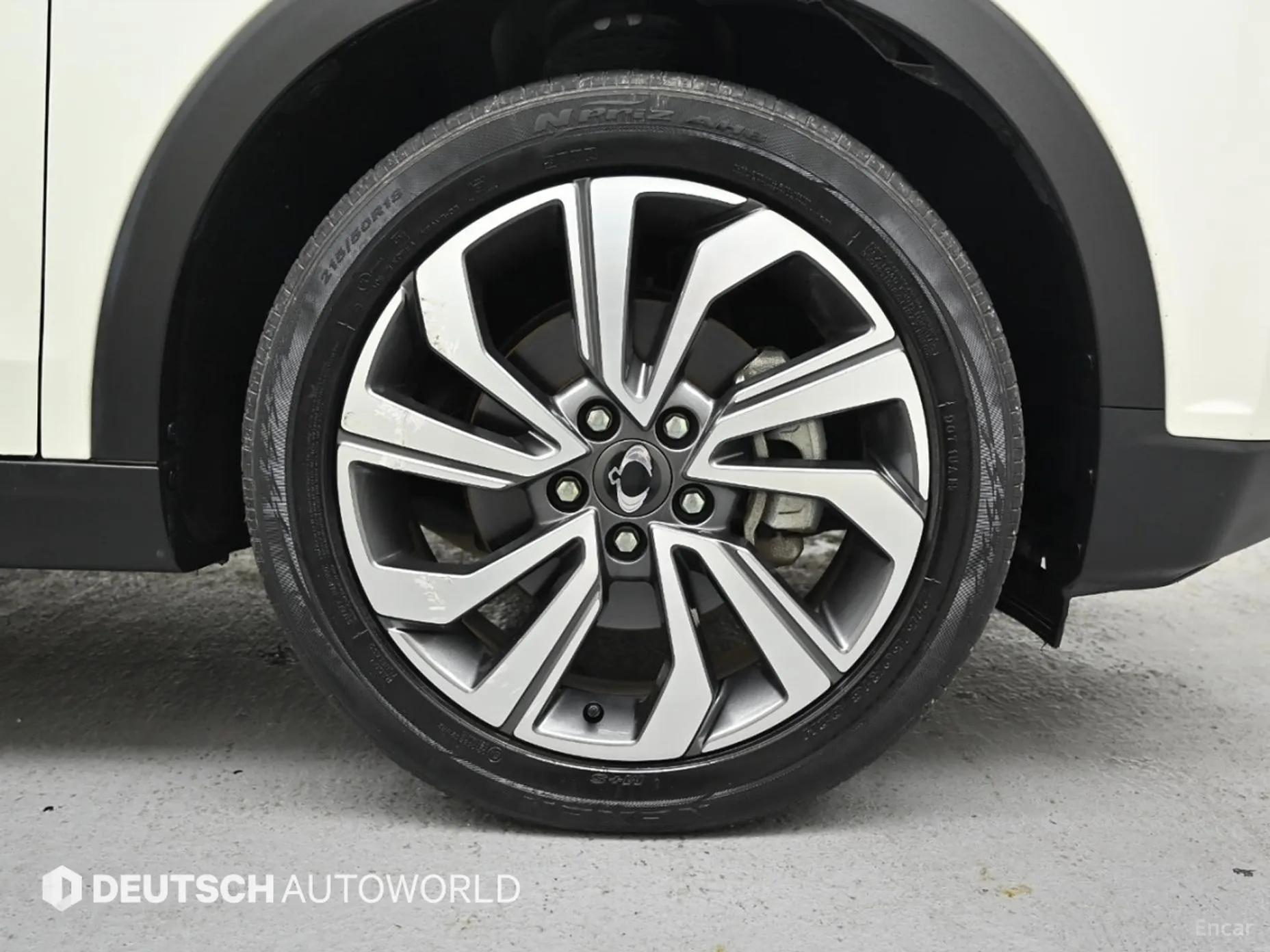 KG Mobility (SsangYong) Berry New Tivoli превью 20